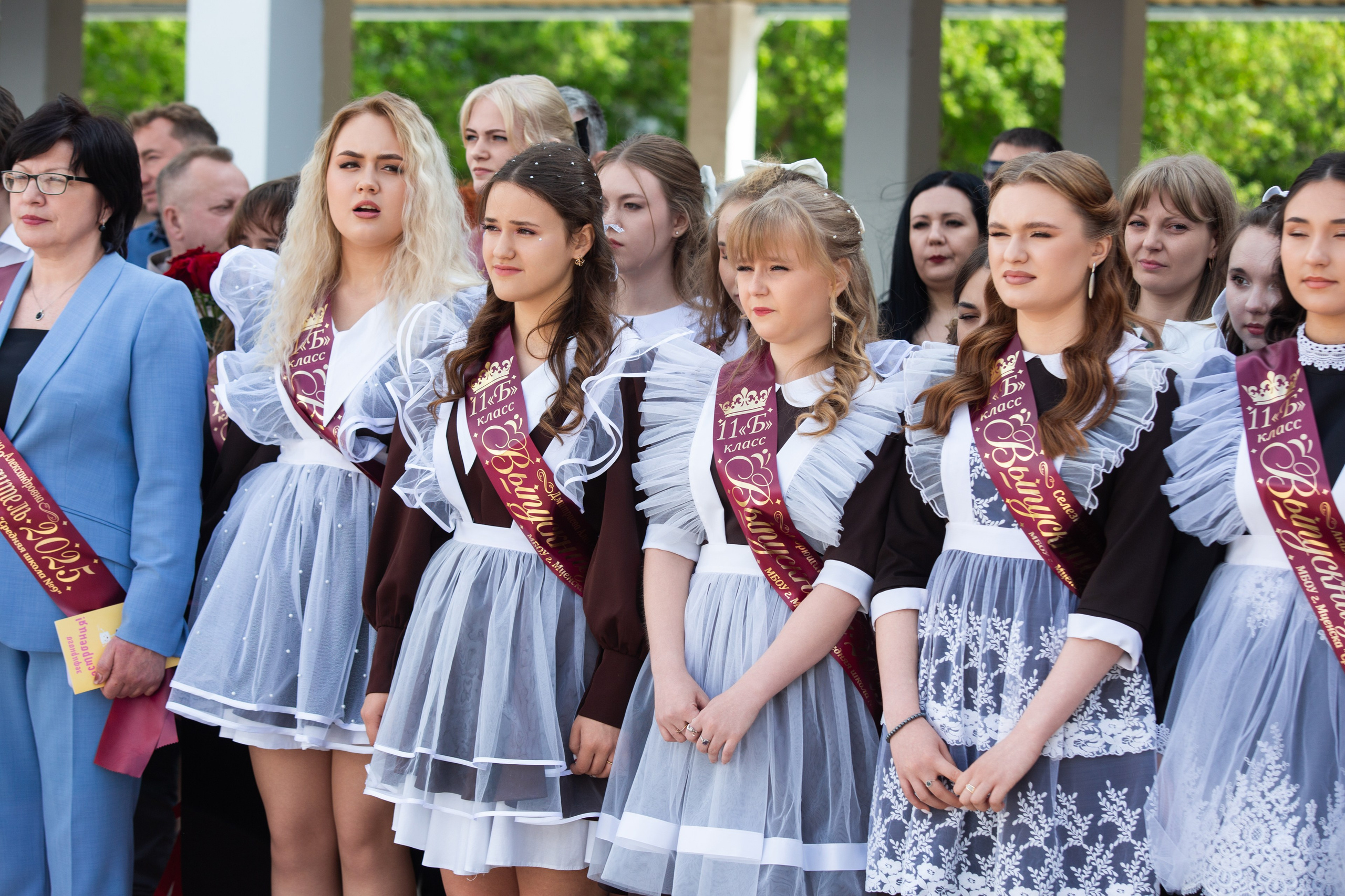 ПОСЛЕДНИЙ ЗВОНОК 2025 9 ШКОЛА. ТВОЙ АЛЬБОМ / ТВОИ ПРАВИЛА