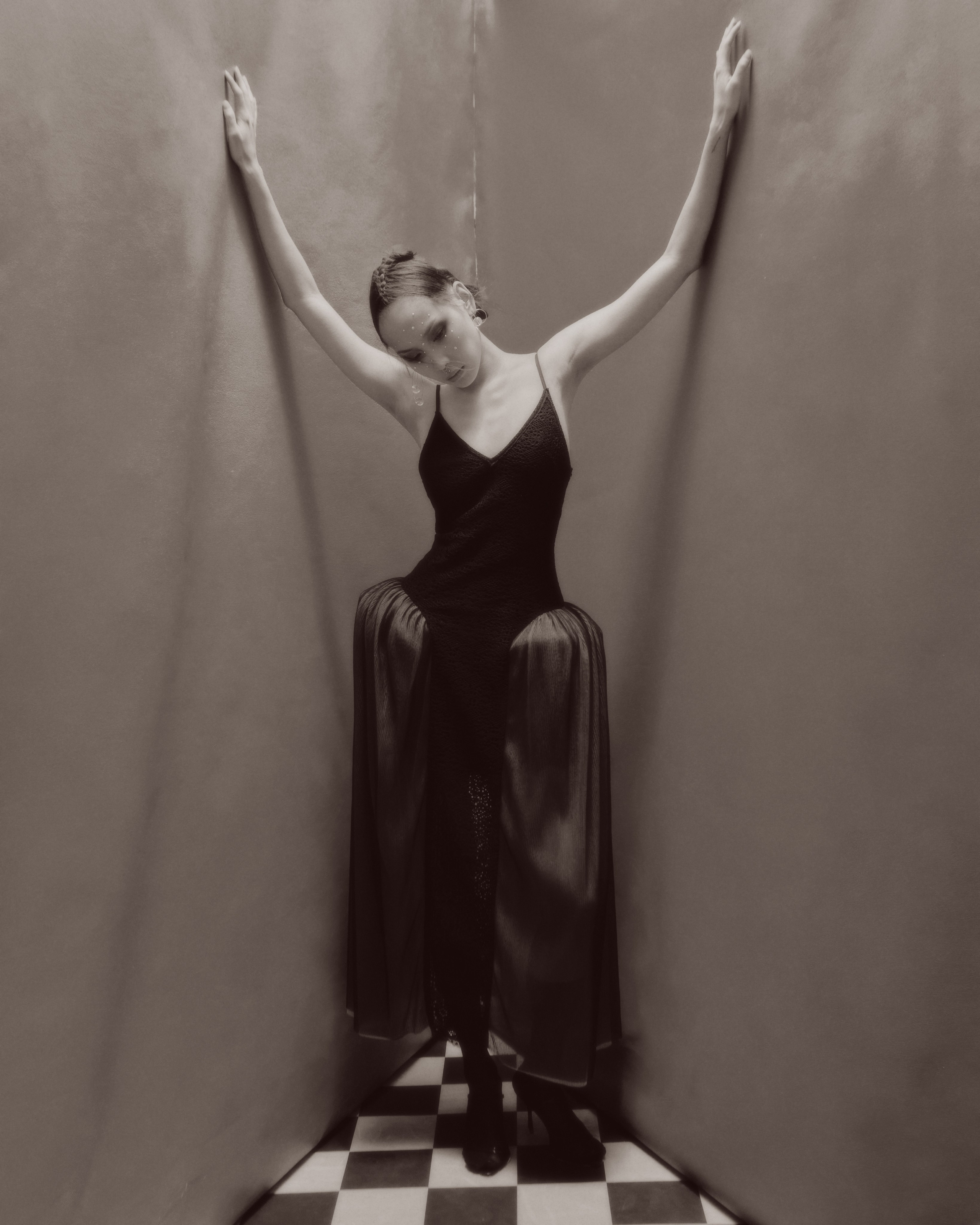 SCHON magazine: Mystical room. WORKS