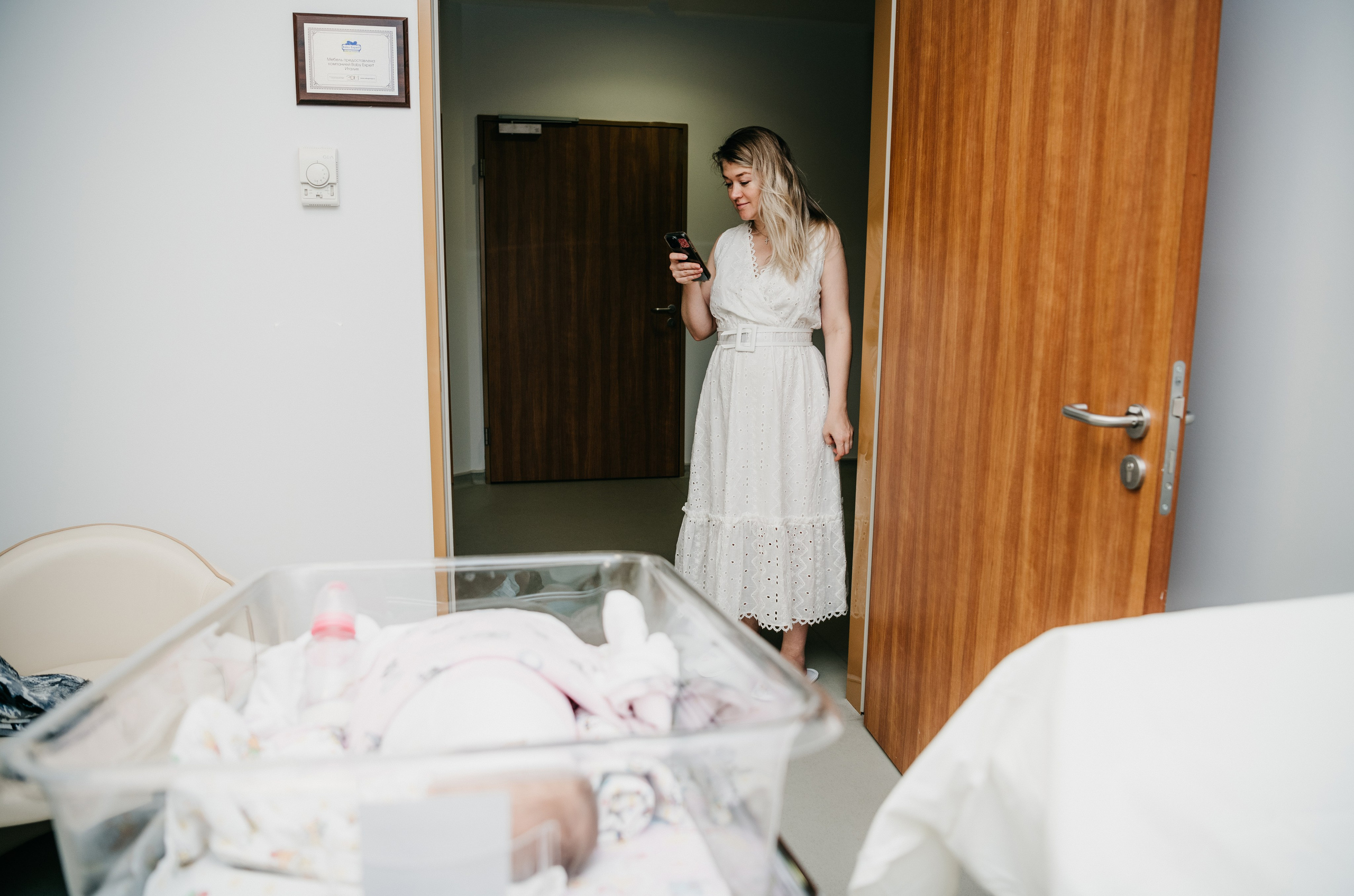 Выписка Полины в Лапино. Фотограф на выписку из роддома в Москве и МО