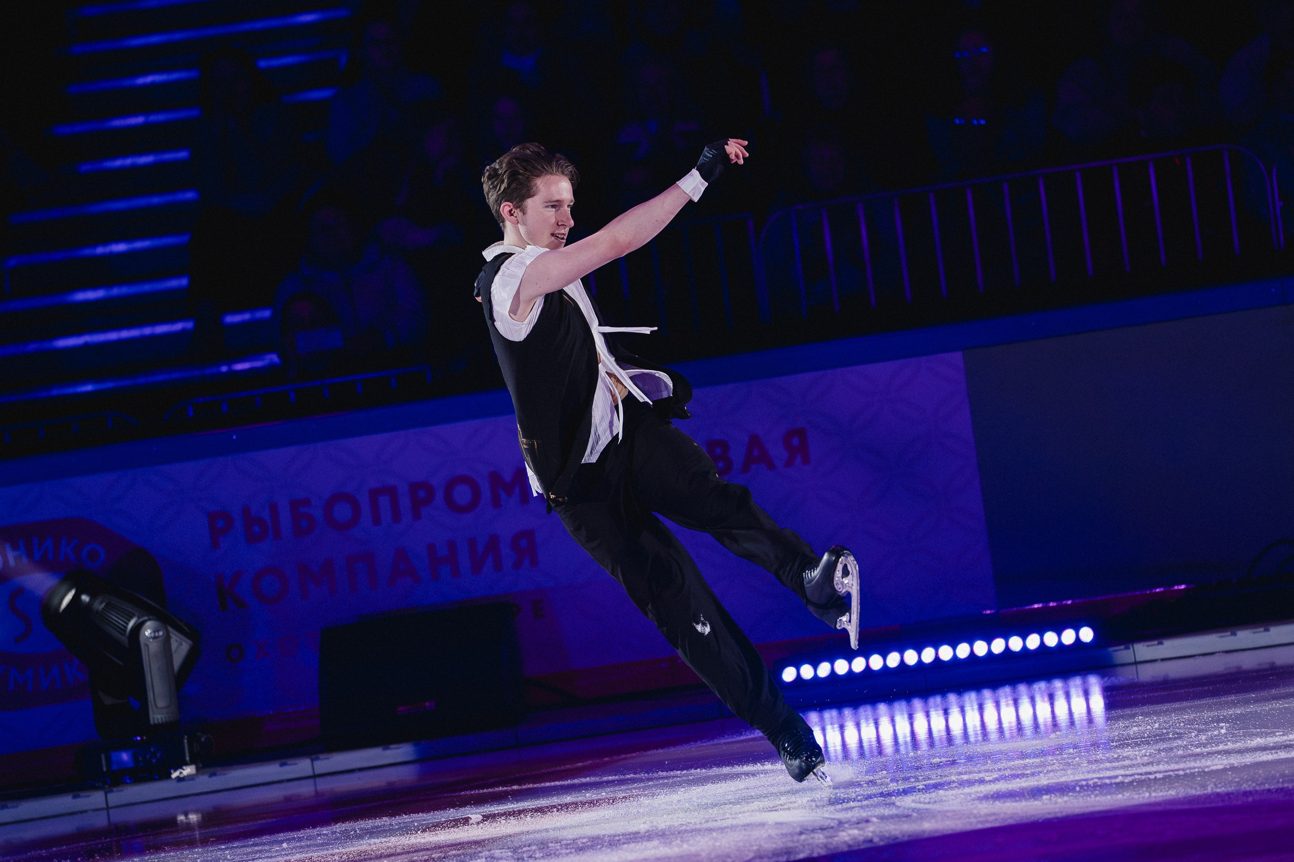 Шоу Этери Тутберидзе в Новосибирске. Воробьева Ксения — Спортивный и танцевальный фотограф Новосибирск