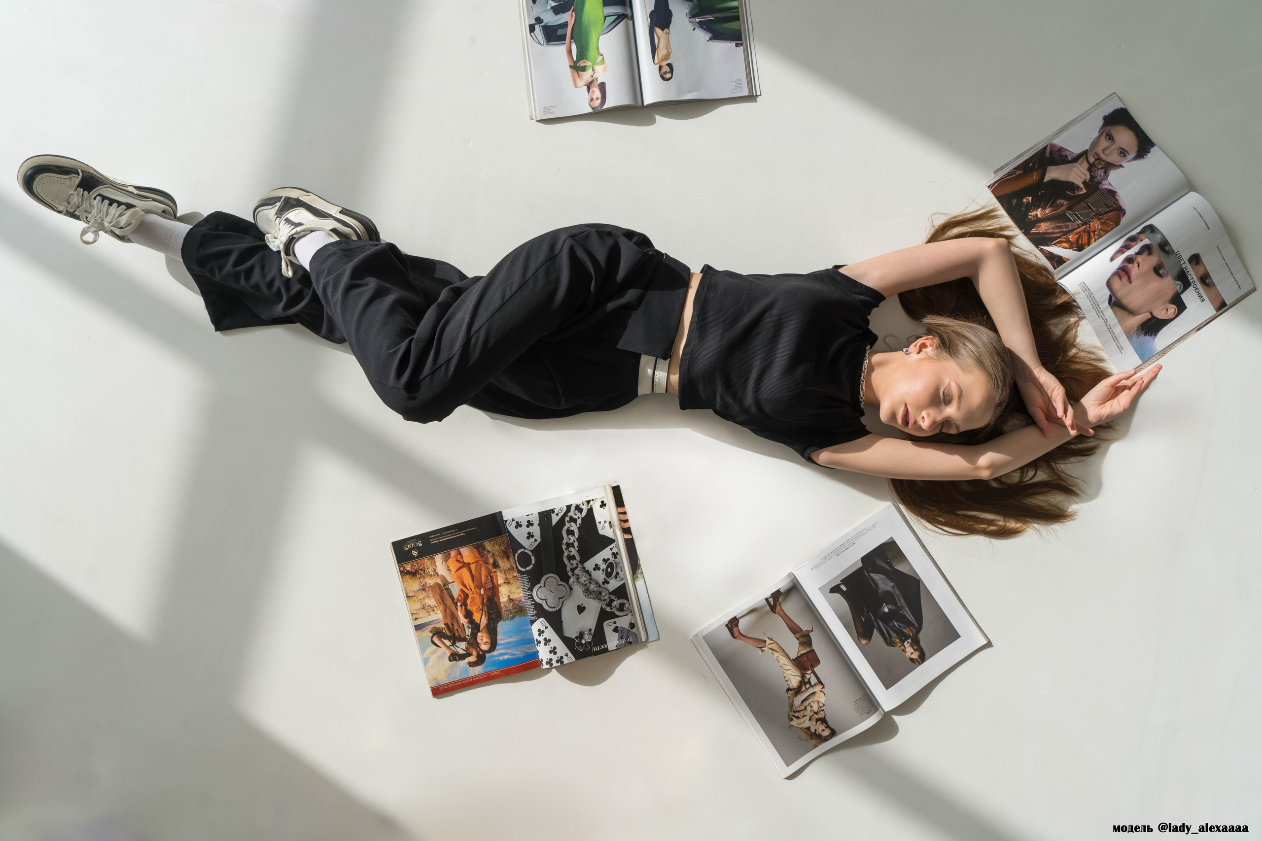 Studio photos. Team of creative photographers. Family, wedding photos