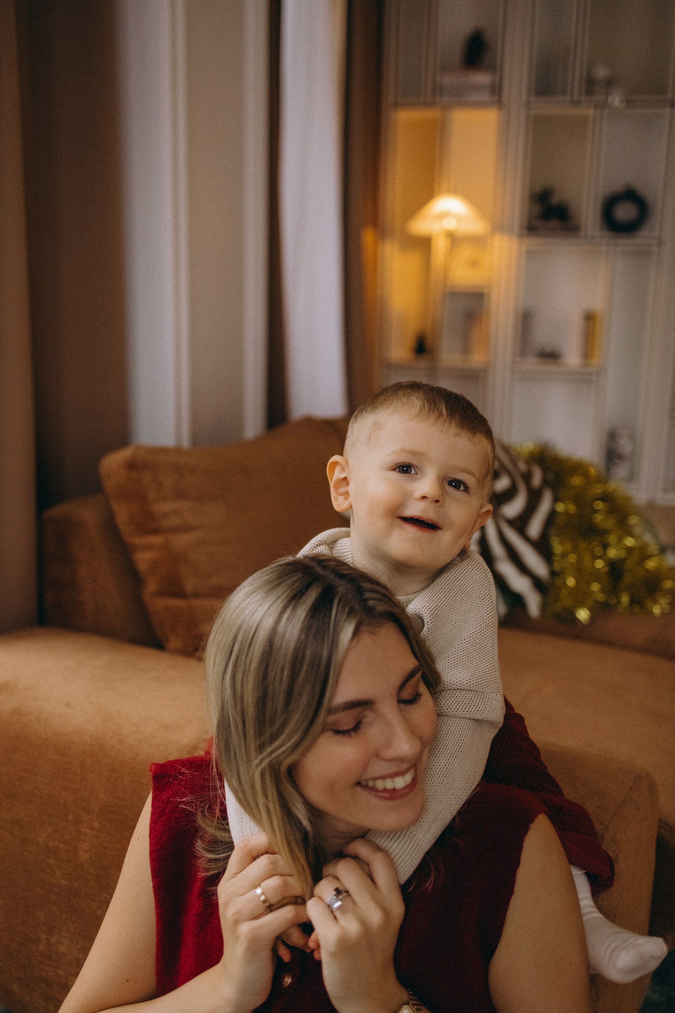 Оля Саша Миша. Главная