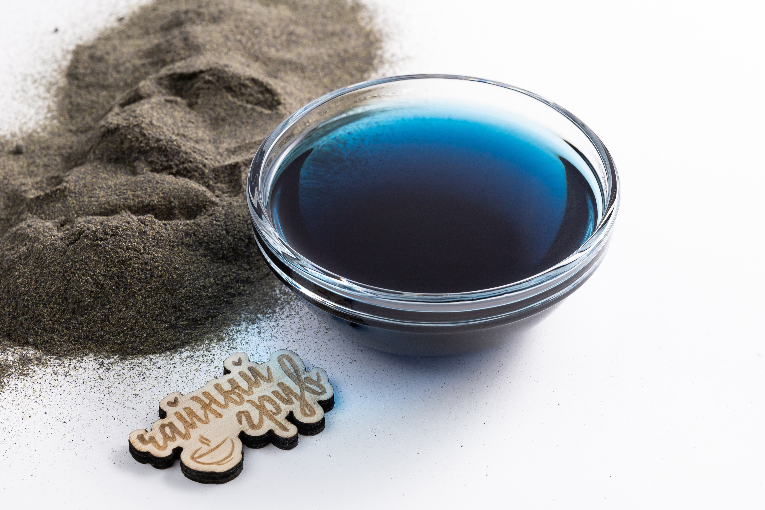 Предметное фото на белом фоне в Астане. Рекламный фуд фотограф и видеограф в Астане Алина Лысенко