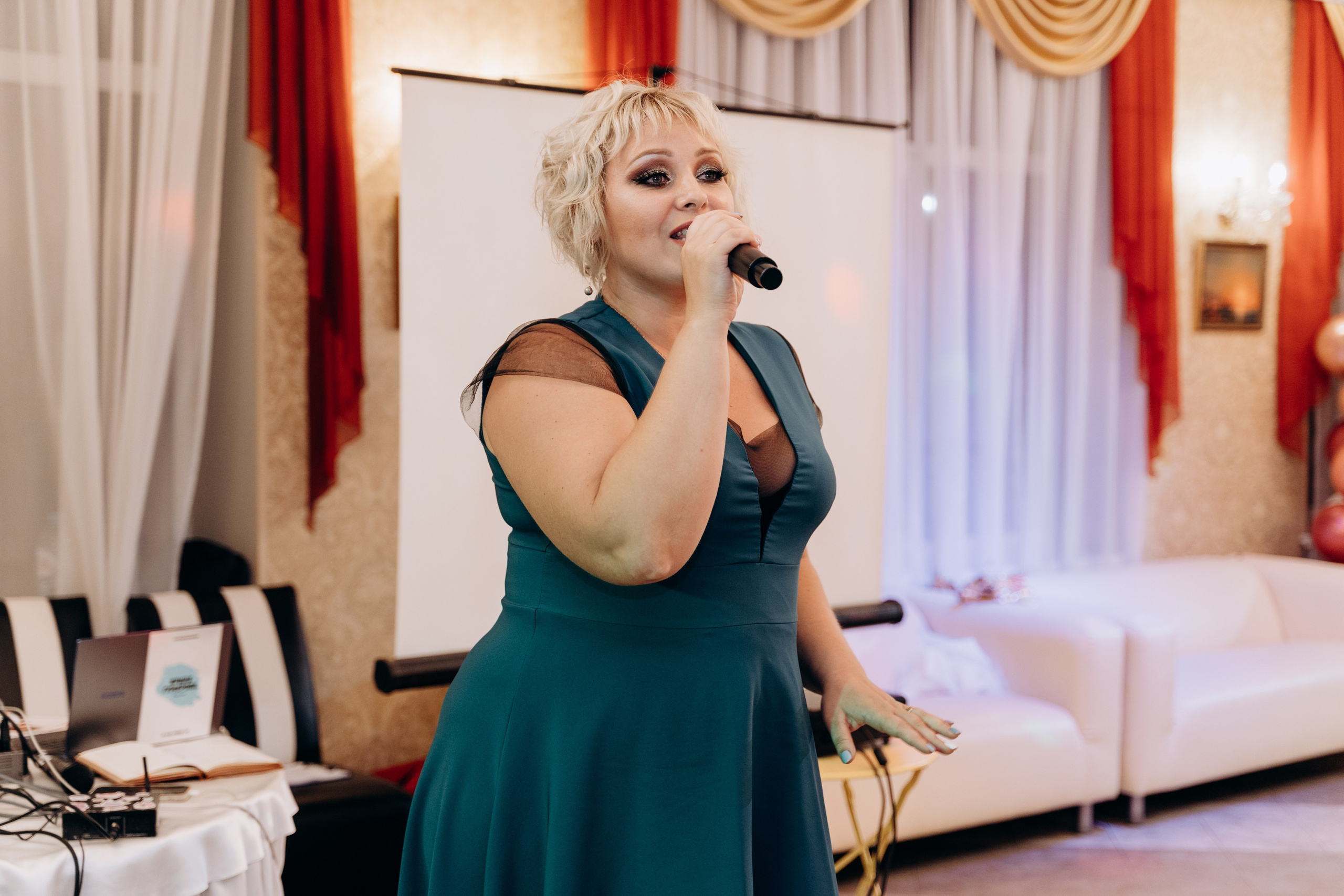 Ирина Гумерова, тамада Ирина Гумерова, ведуая Ирина Гумерова