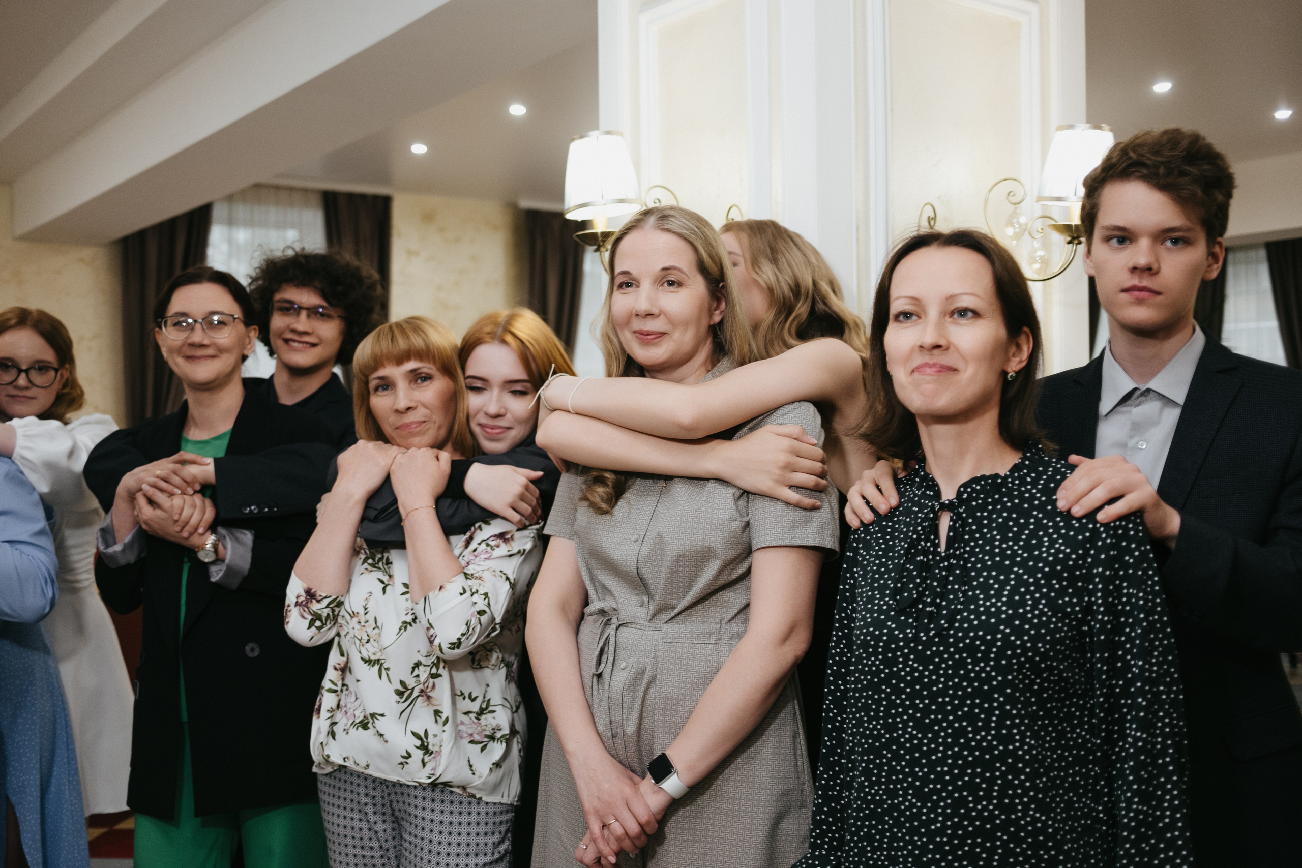 Выпускной 11 класс школы № 30. Свадебный и репортажной фотограф Денис Ожигин в Краснодаре и Краснодарском крае