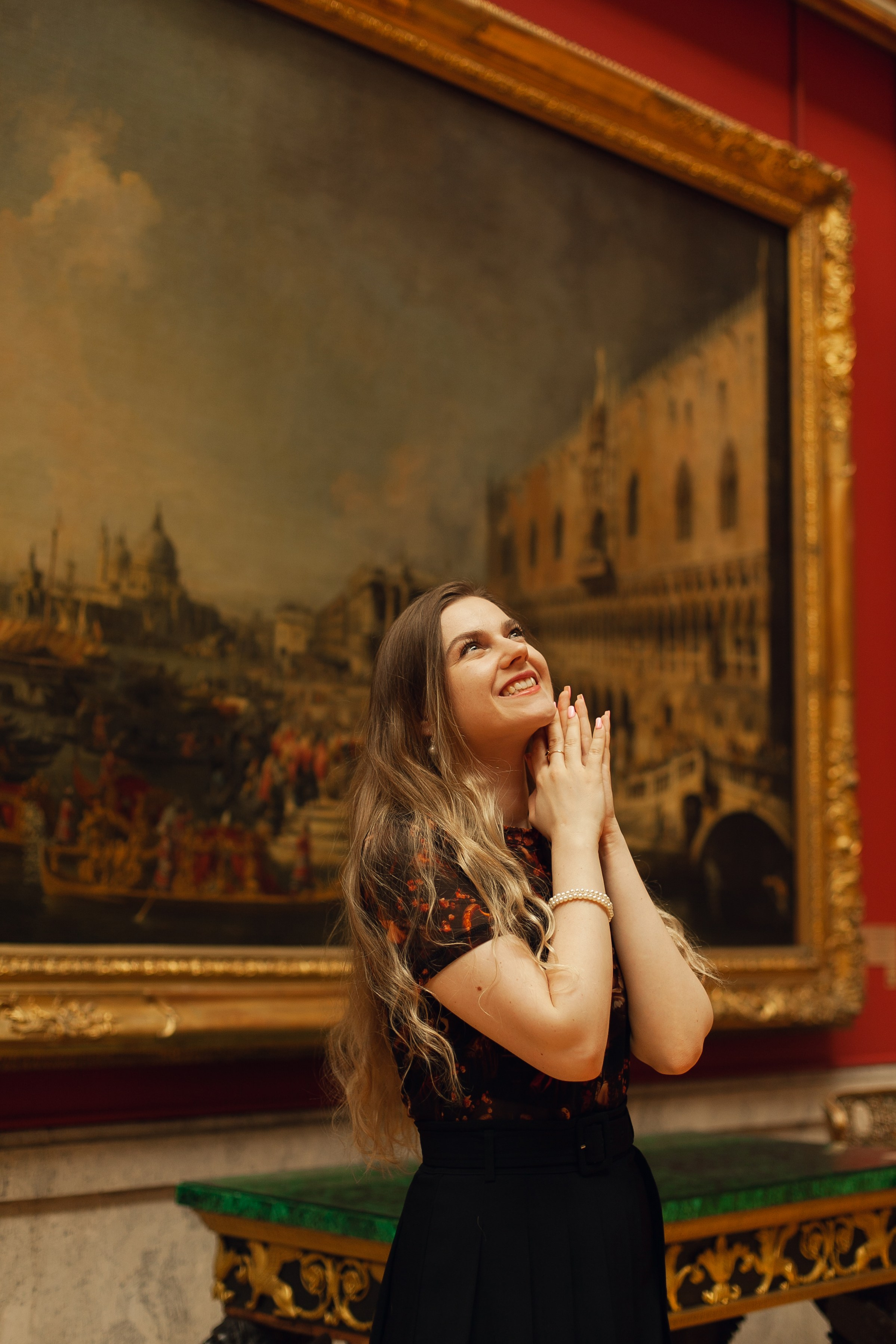 Эрмитаж Милена. Контент фотограф Саша Логвиненко