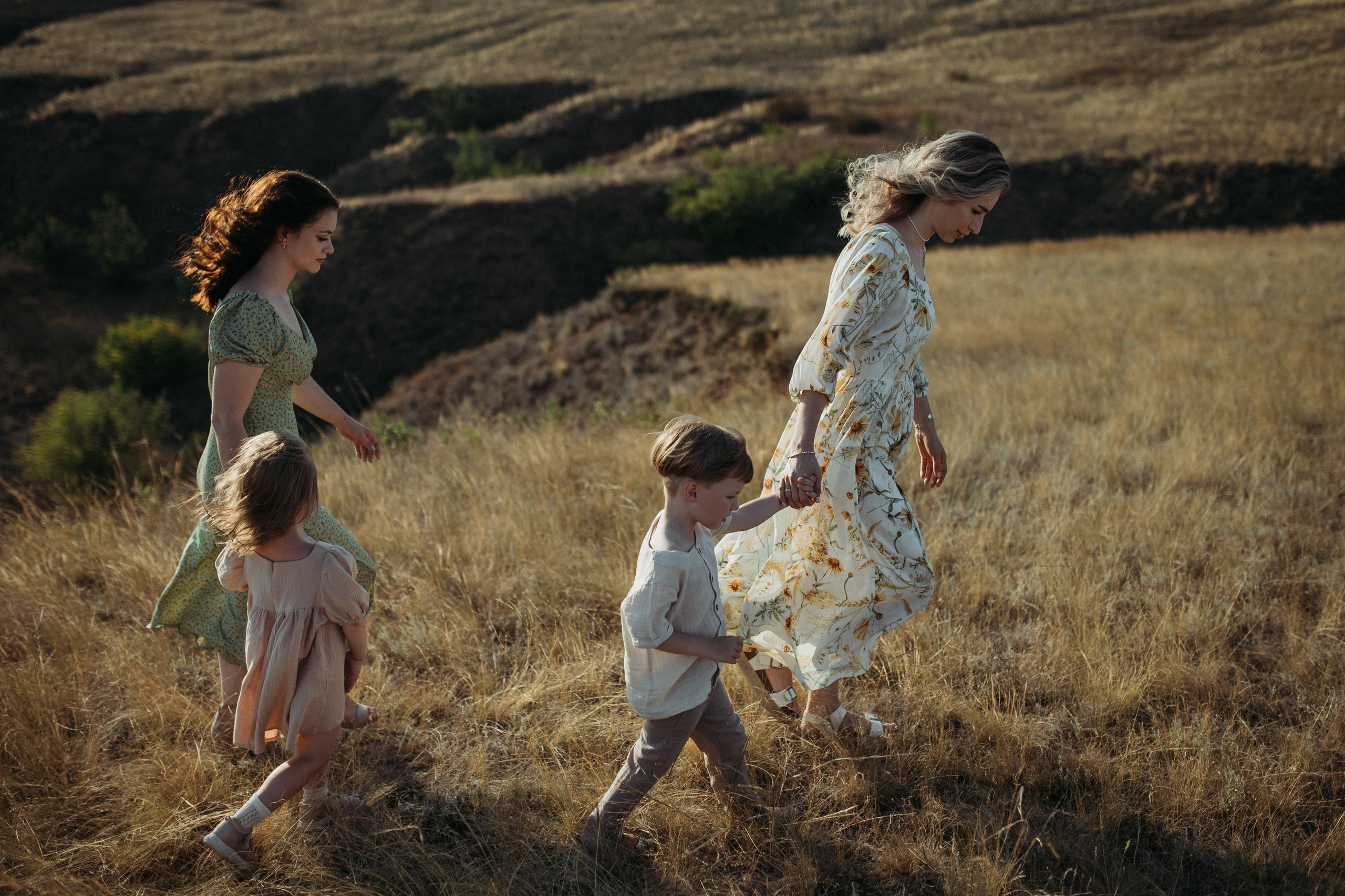 Наташа, Степа, Василиса, Лера. Www.ostermiller.ru