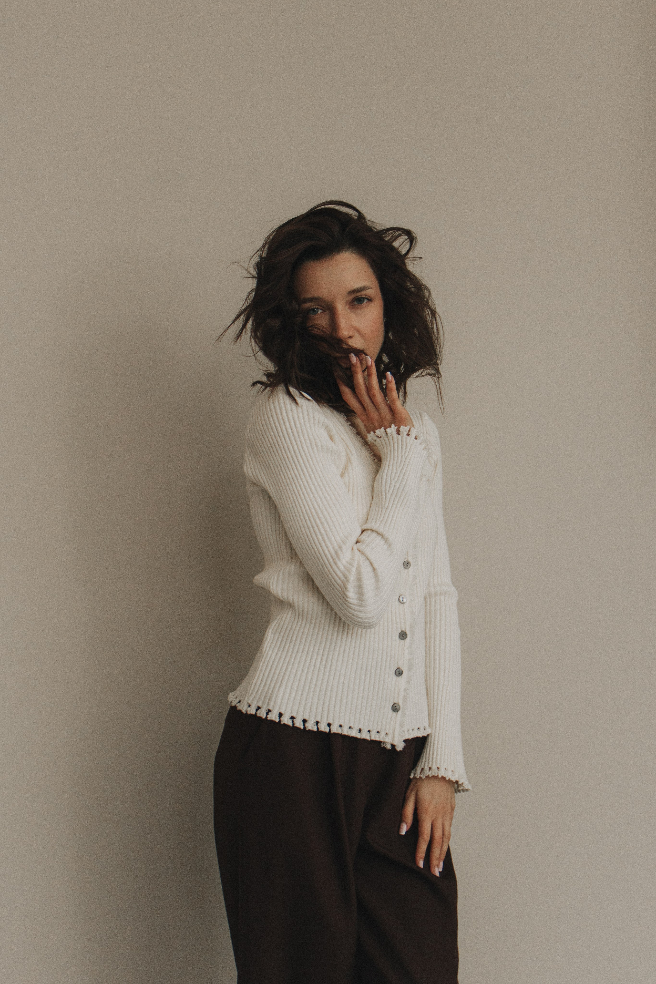 Софья. Весенняя фотосессия в студии. Семейный и женский фотограф Москва Юлия Левада