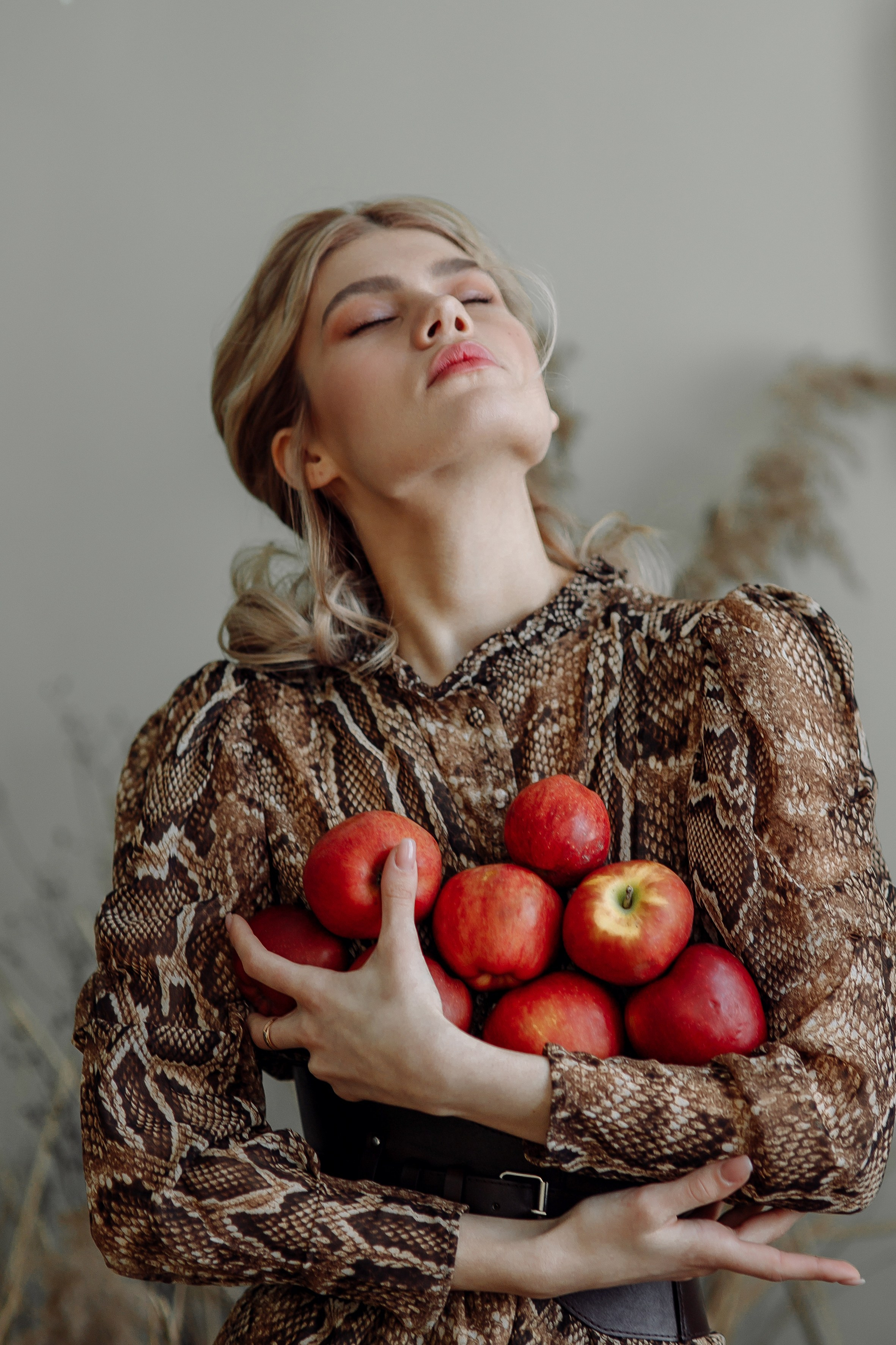 Портретная фотосессия Насти. Свадебный фотограф Москва