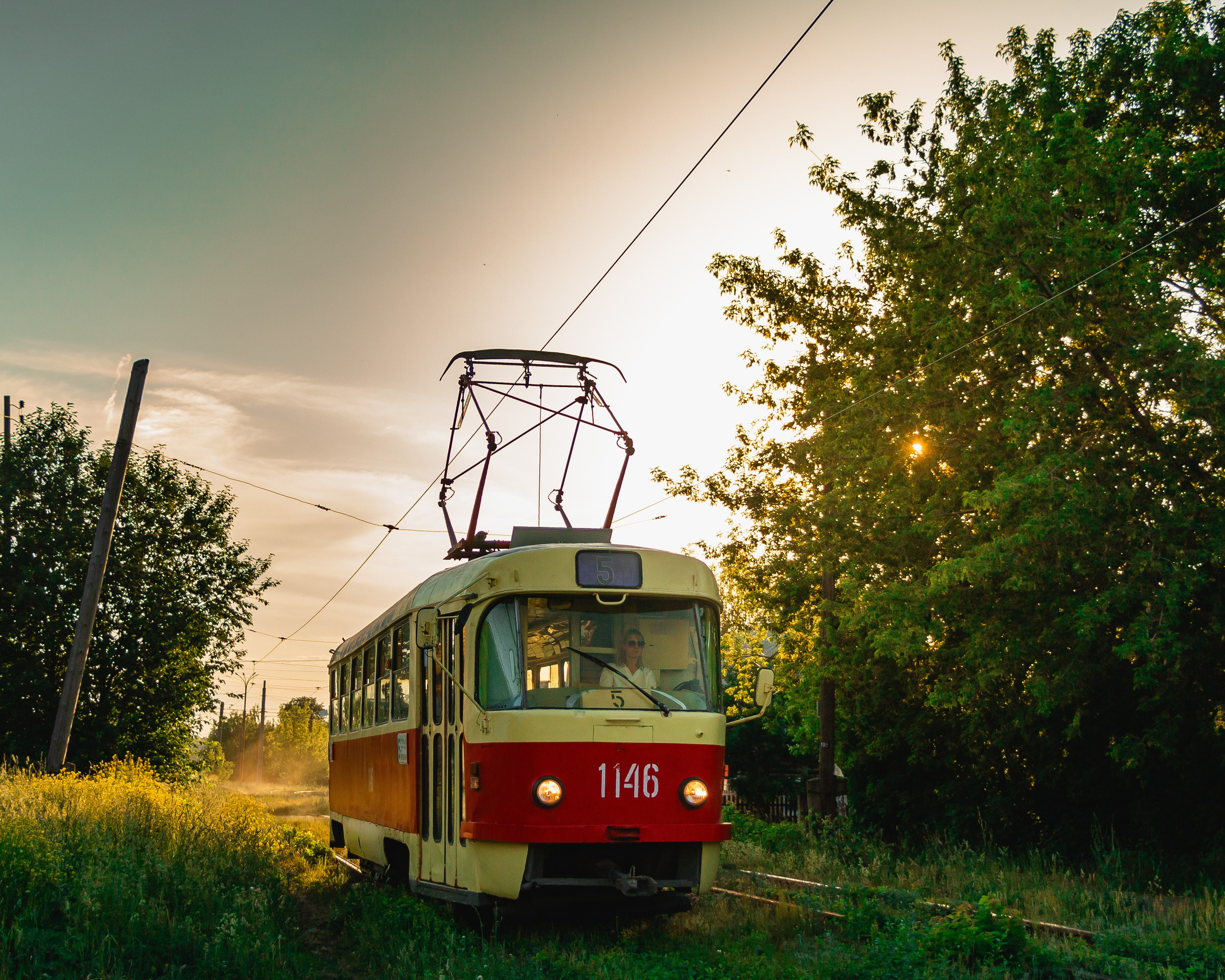 Трамвай на закате. TATRA T3. Ижевск