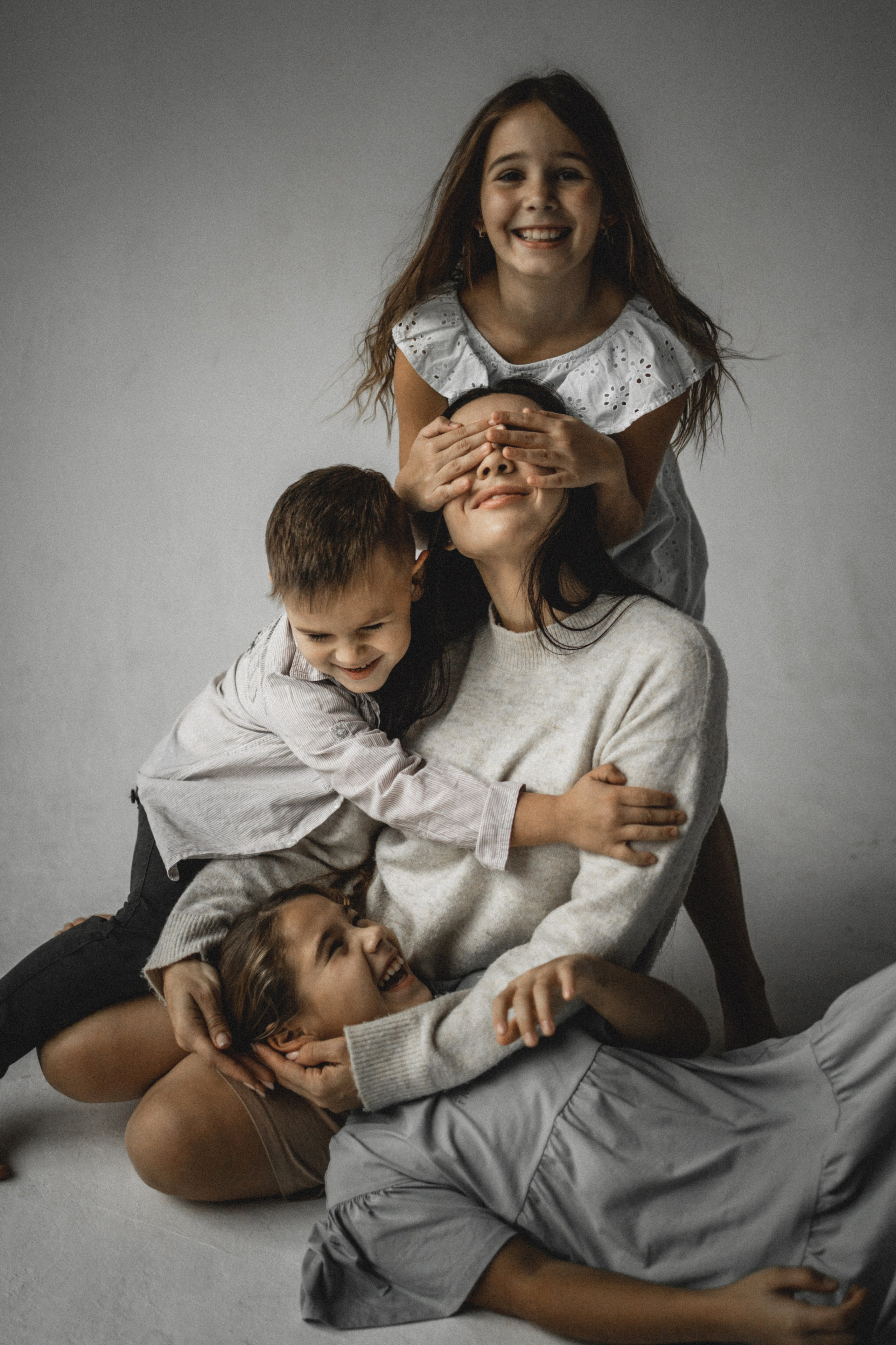 Студия. Выпускные альбомы Саратов Энгельс фотограф Титова Ирина