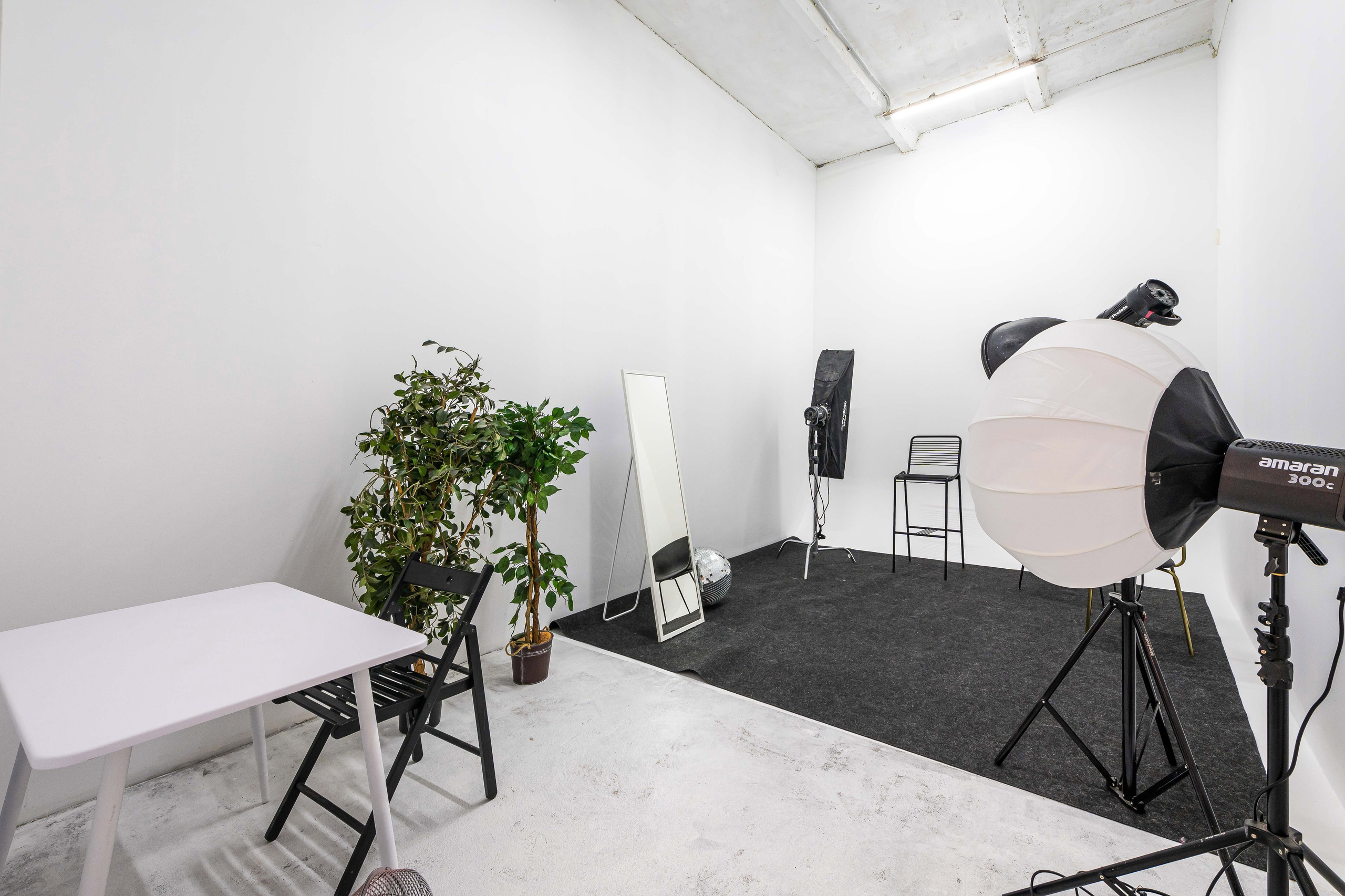 Интерьерная фотосъёмка коммерческой недвижимости для Бизнеса (для вашего сайта, для Яндекс карт и других онлайн каталогов). Интерьерный & Репортажный фотограф Озеров Денис, г. Москва