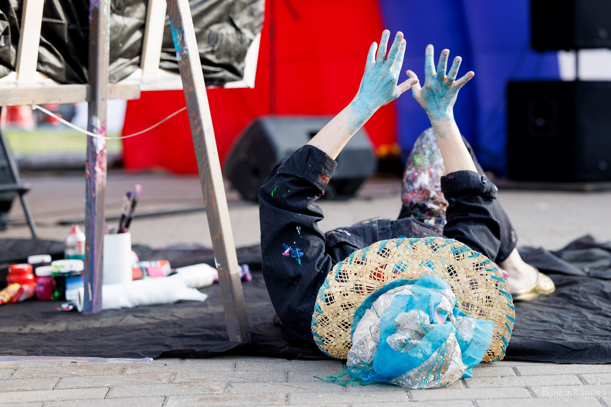 Стрельбицкая. Перфоманс. Театральный фотограф Полина Капица