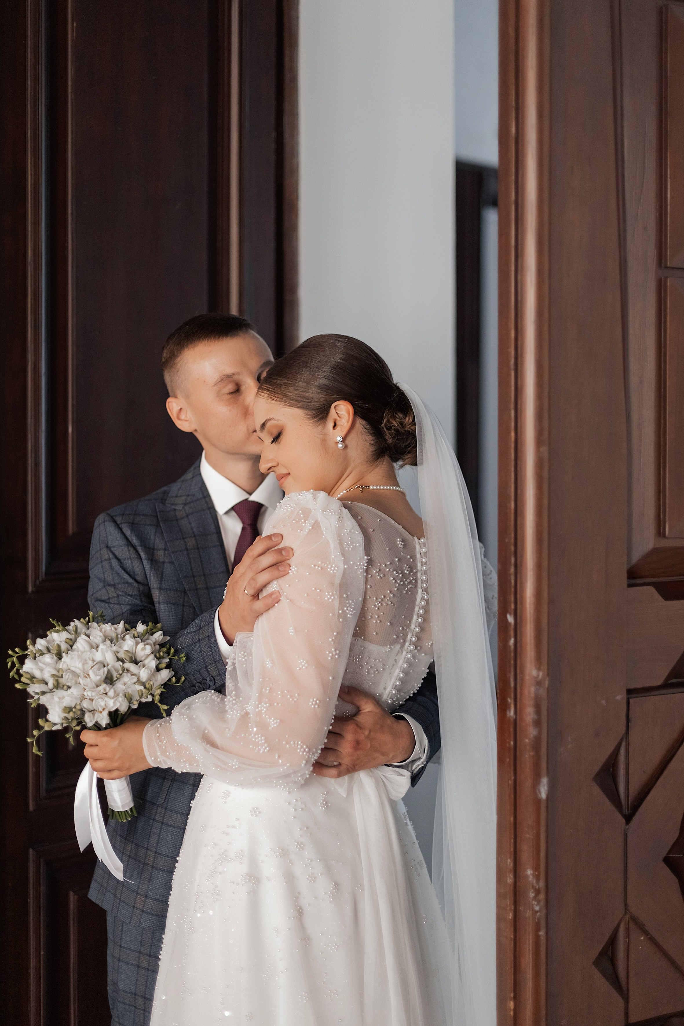 Владислав и Анастасия. Фотограф Яна Яркая