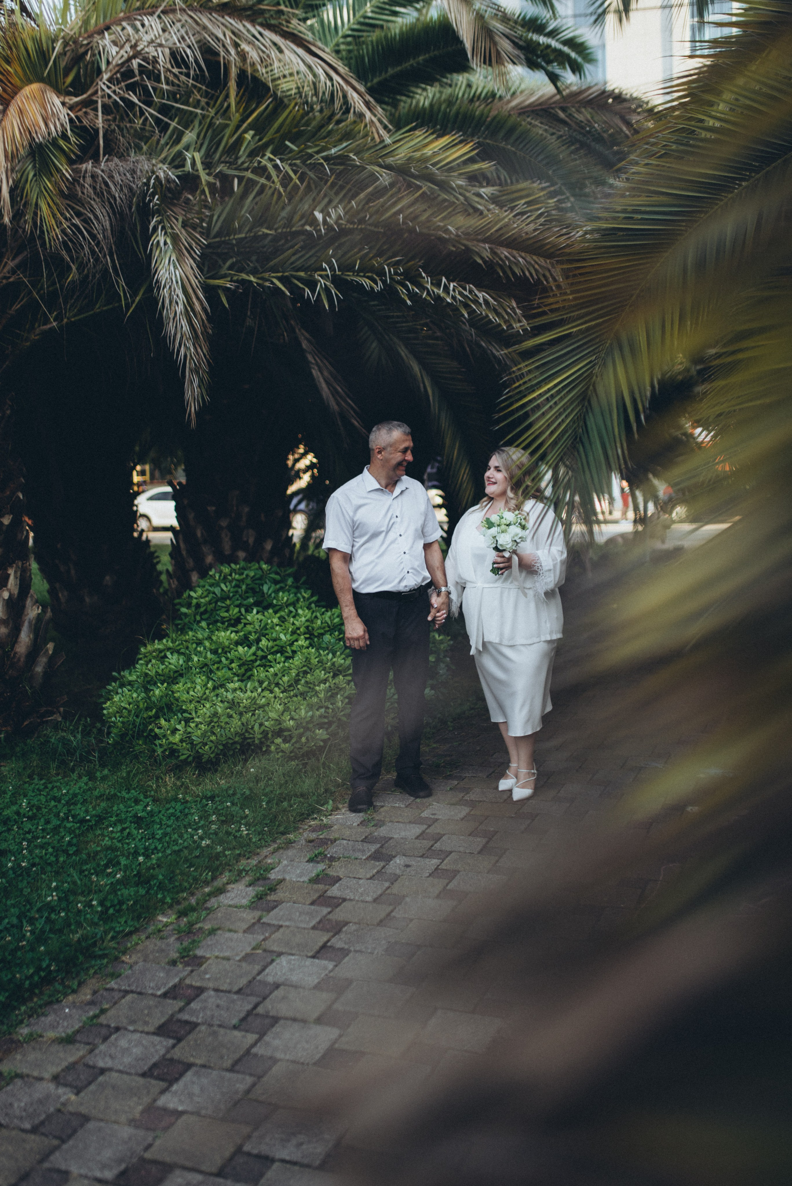 Свадебная фотосессия в морском порту Сочи на рассвете. Фотограф в Сочи — Маргарита Поганова