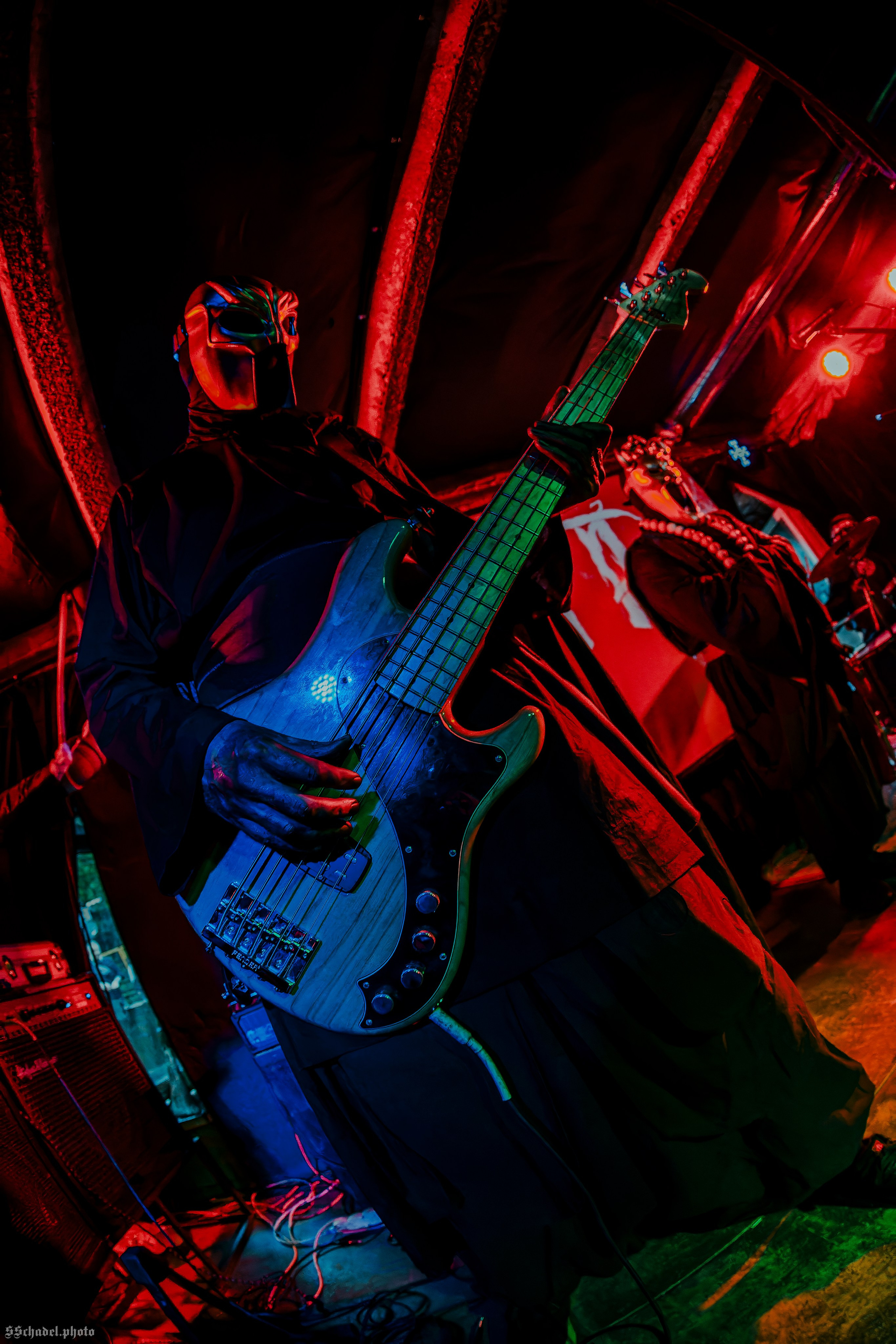 ILLA 21.06.26. We will make everything metal!