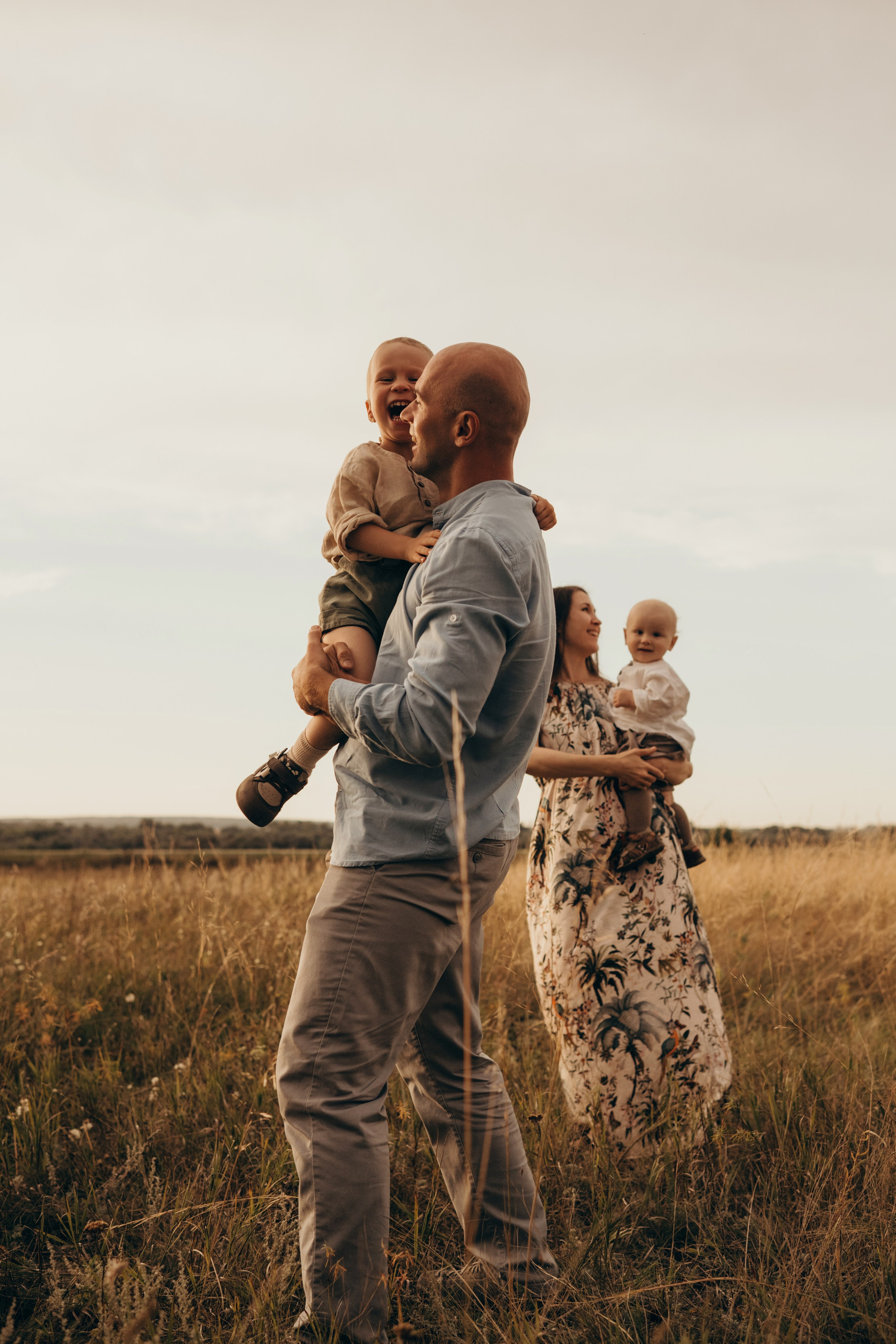 Оля Миша Лев и Никита. Свадебный и семейный фотограф в Самаре Головань Наталья