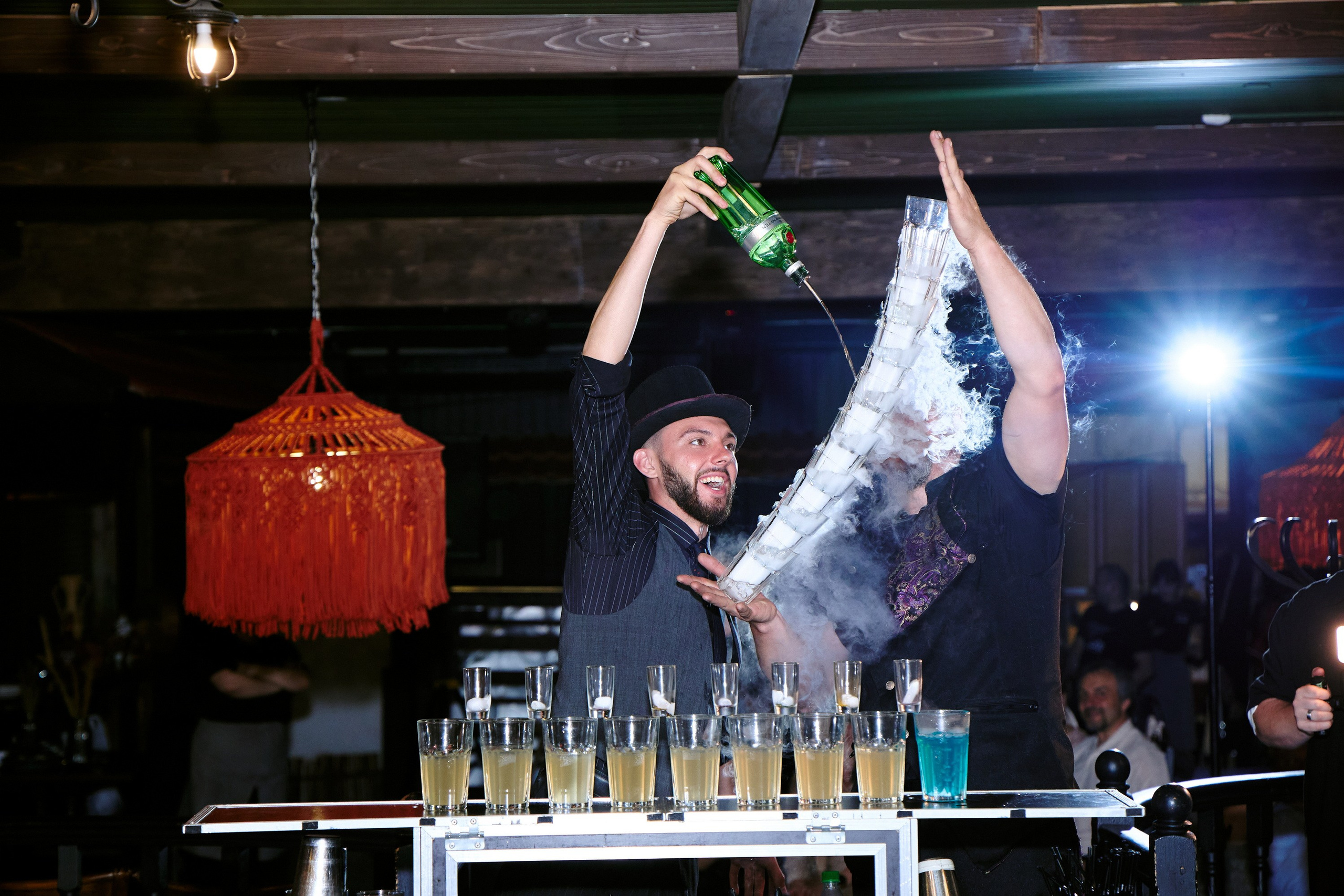 Выпускной 35 Сош. Фотограф Выпускные альбомы Таганрог Сергей Коробченко