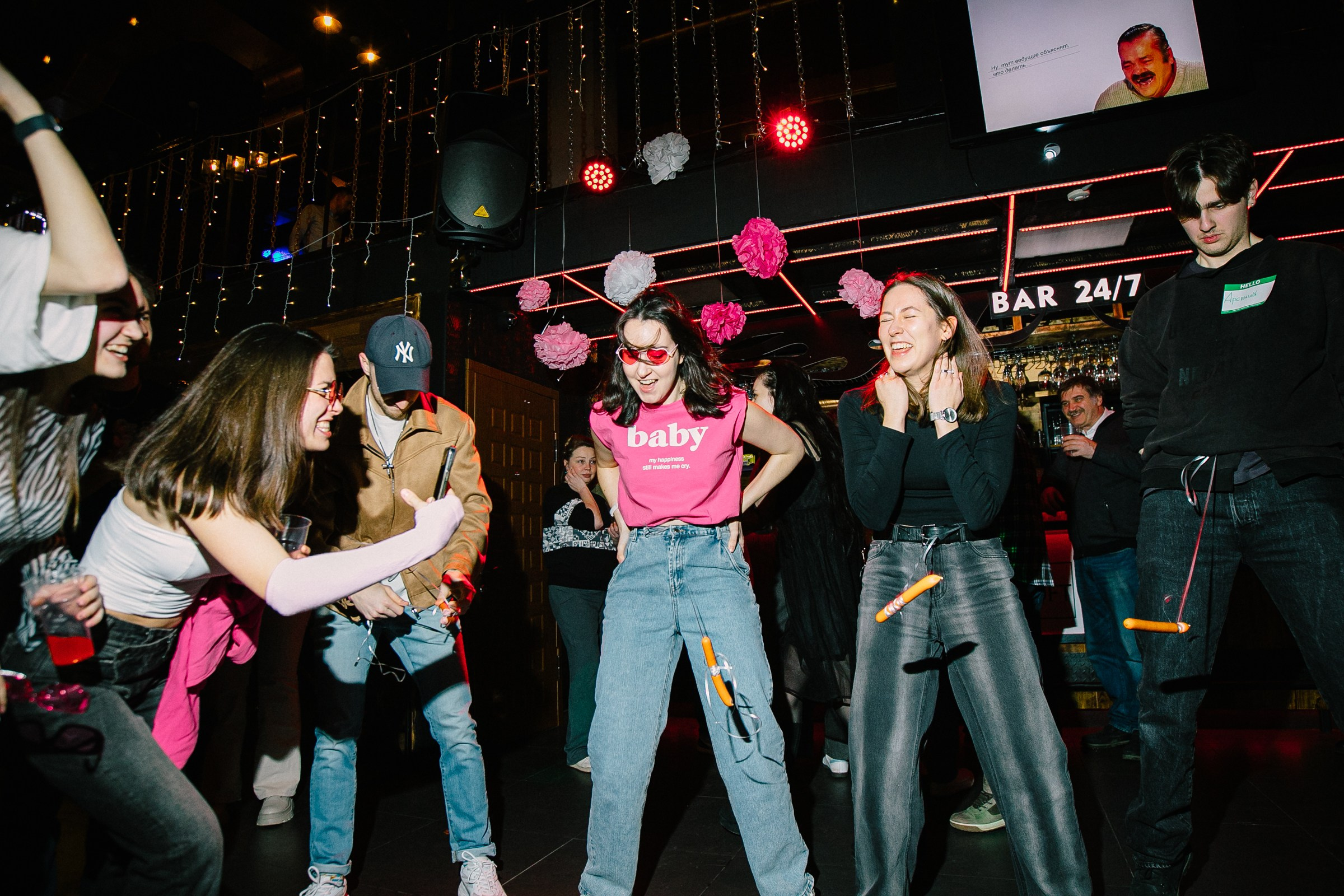 Вечеринка в стиле 00-х. Женский и репортажный фотограф Москва Натали Смирнова