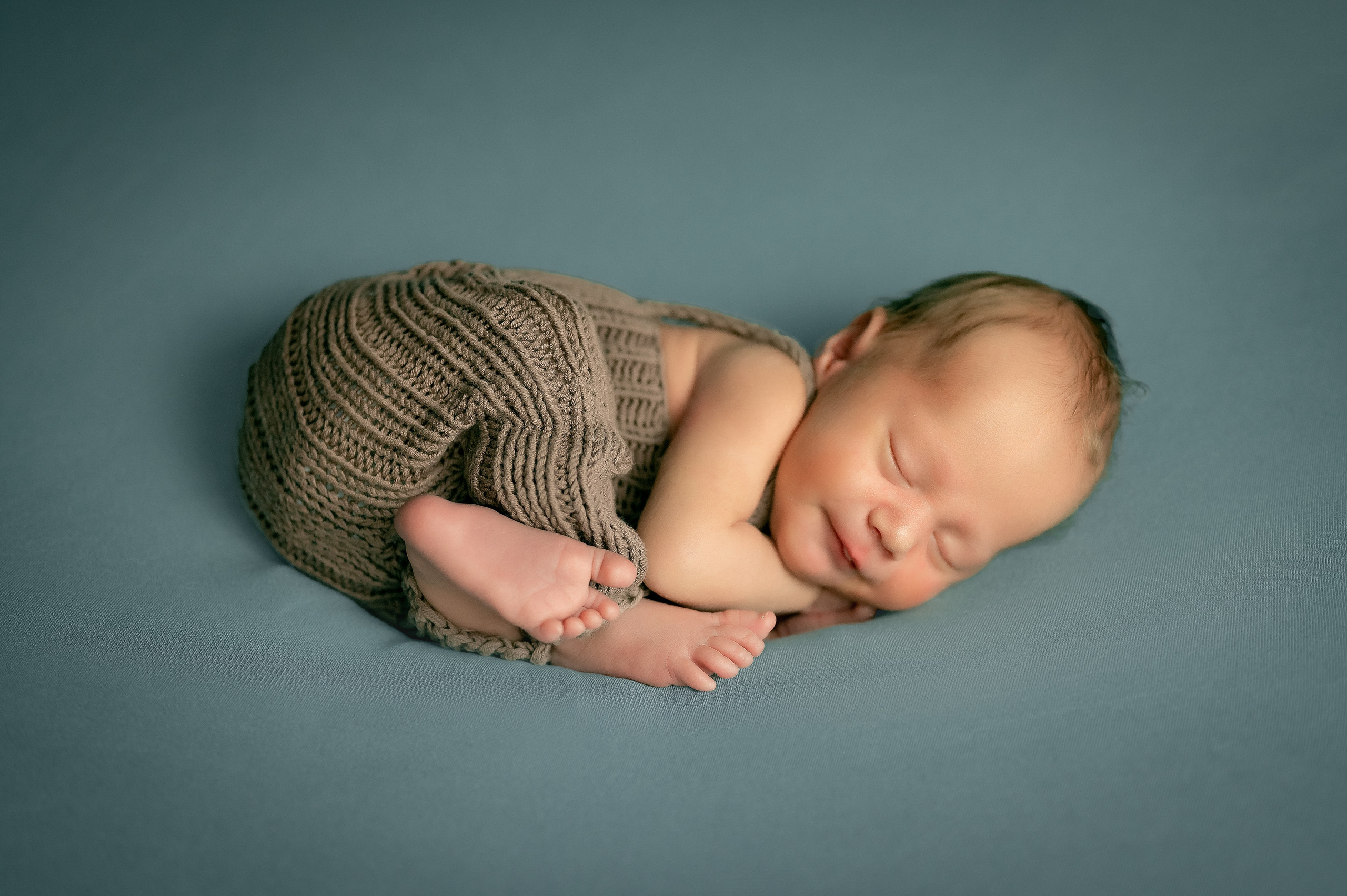 #фотосессия новорожденного. Фотограф новорождённых, семейный, школьный в городе Калуге Евгения