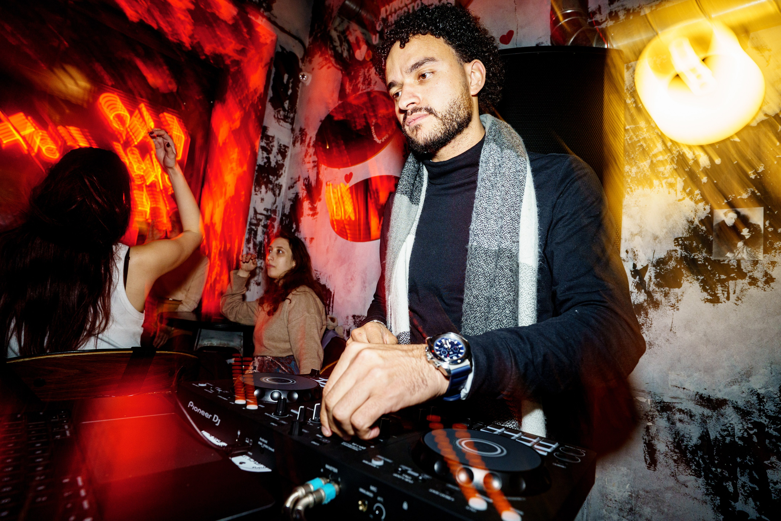 DJ Lael B. Бар разбитых сердец. Концертный и репортажный фотограф в Санкт-Петербурге Слава Пахомов