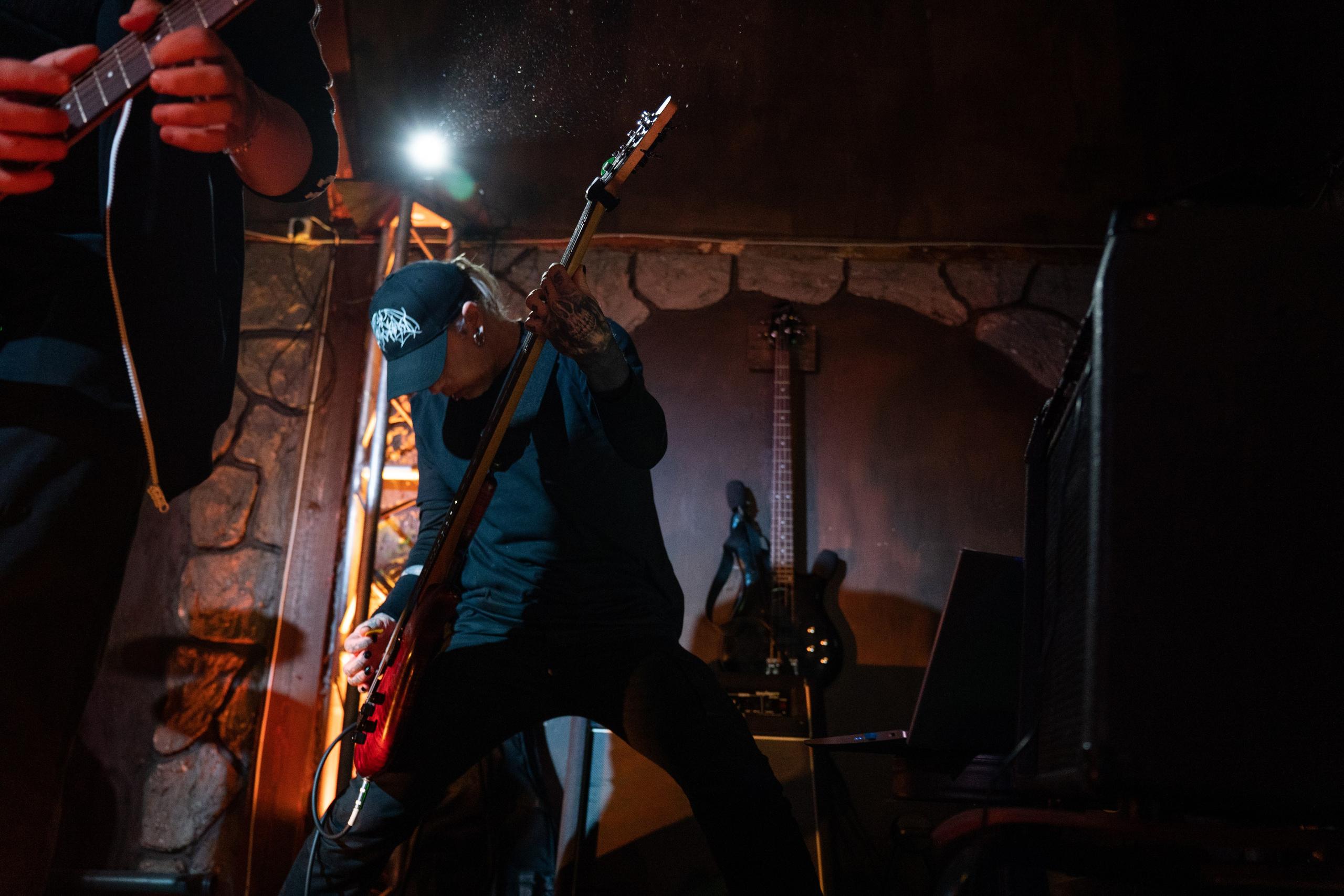 Ночь На Земле|Нора, Псков. Концертный и репортажный фотограф в Санкт-Петербурге Слава Пахомов