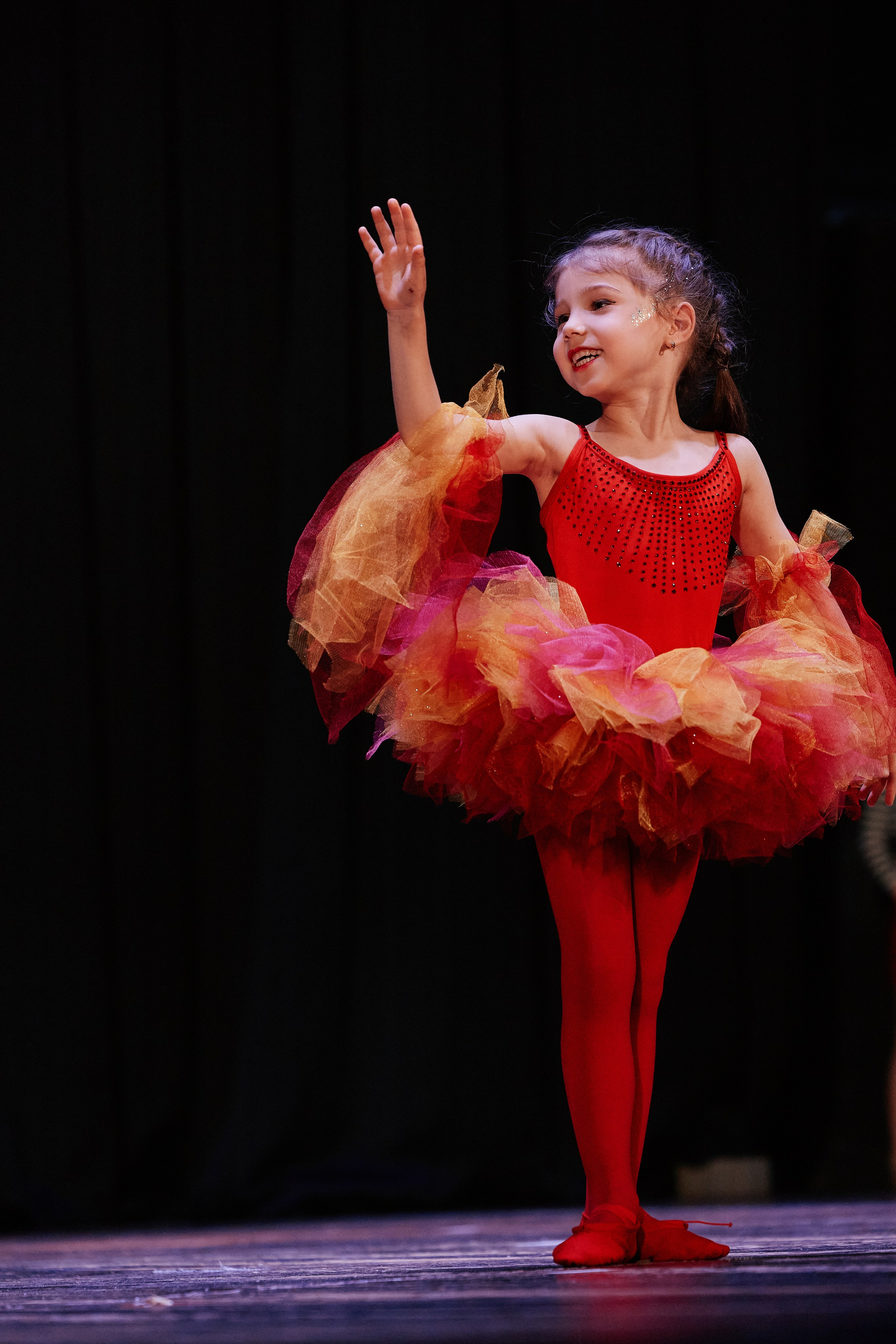 Концерт танцевальной студии Фиеста 08.06. Свадебный репортажный фотограф краснодар максим дремов дрёмов фотосессия студия цена