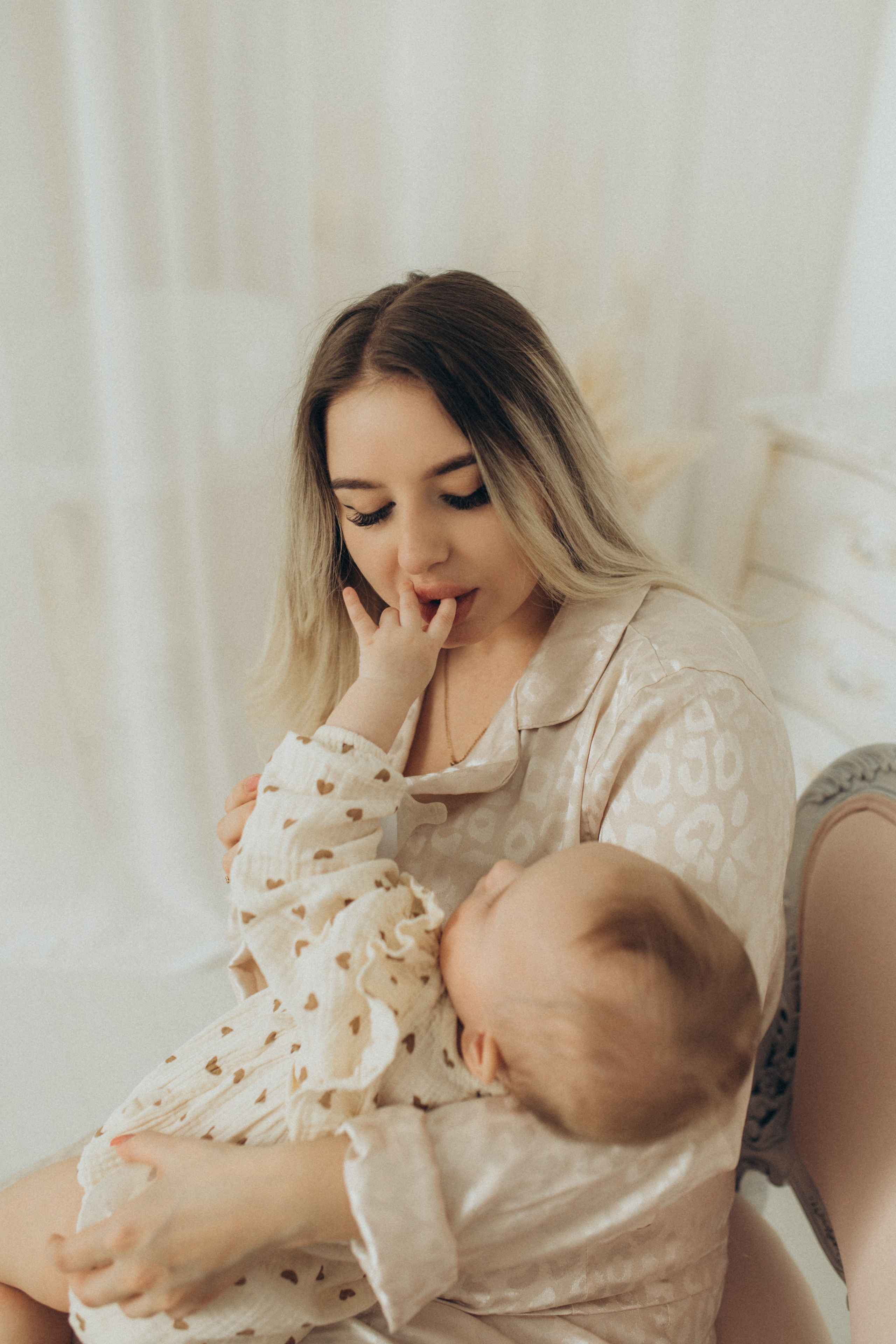 Мама Настя и милашка Ксю. Свадебный и семейный фотограф в Белгороде Евгения Курочкина