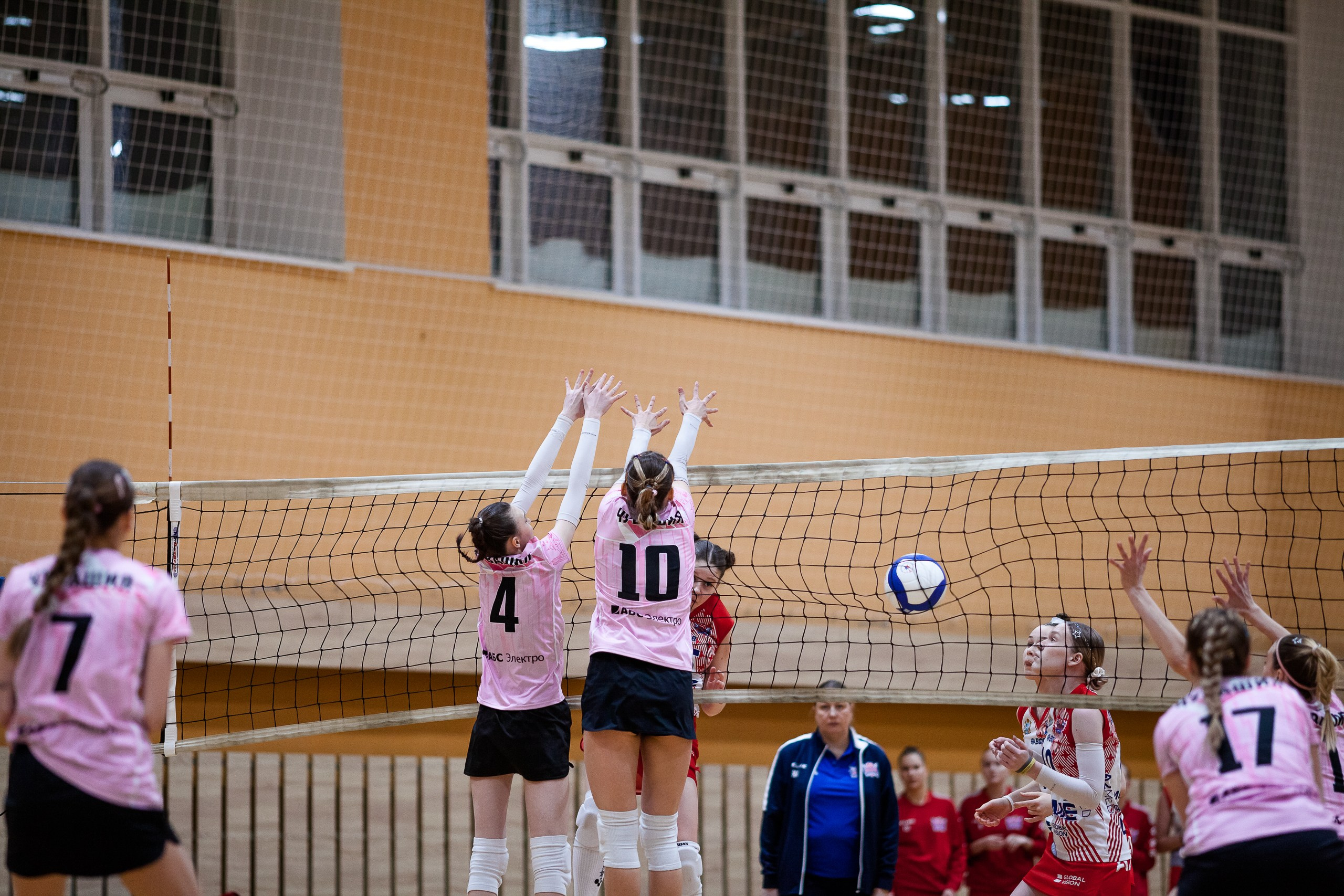 СШ11 — Искра / 1 игра. Фотография