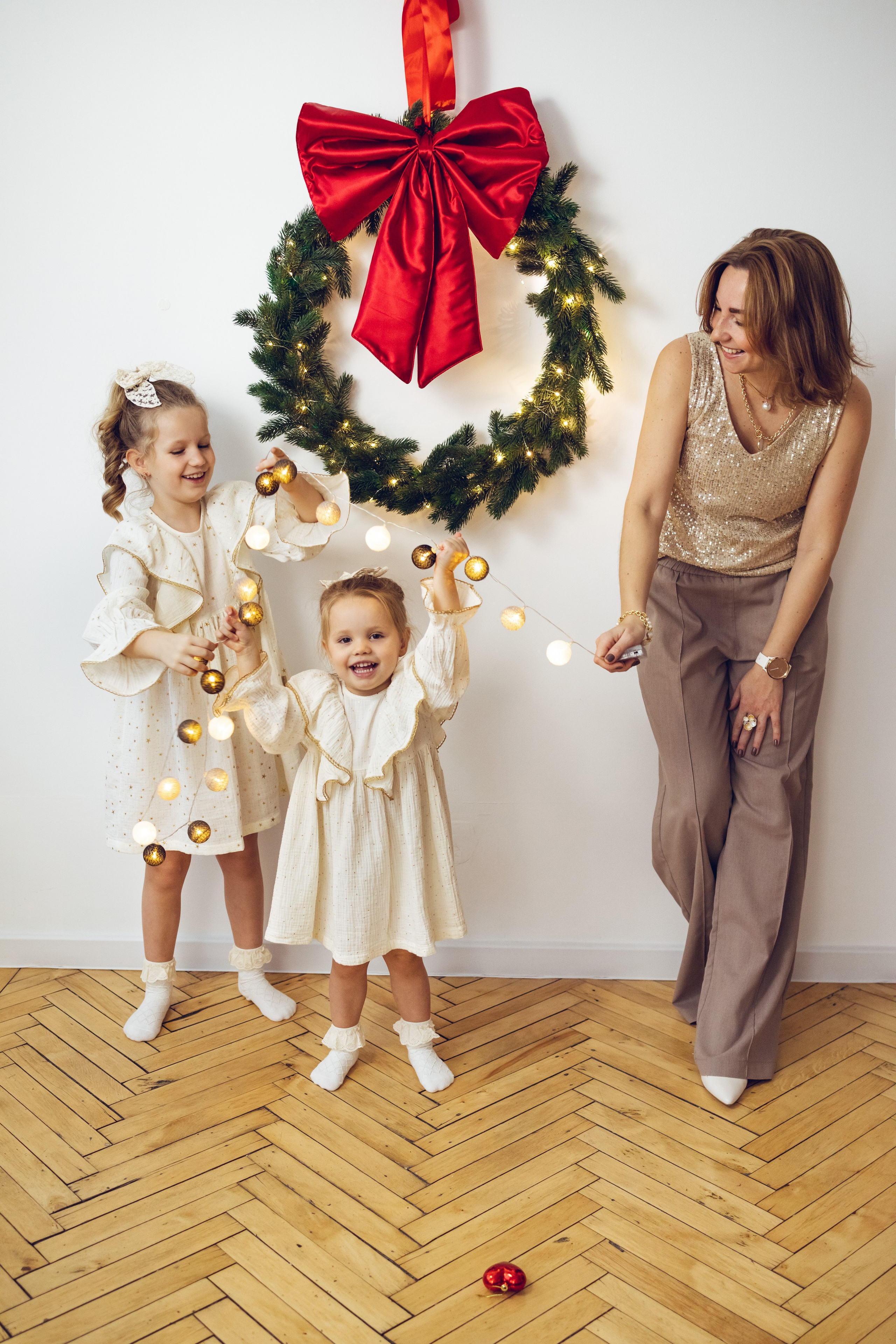 Новогодняя фотосессия семьи с ребенком в СПб |Лиммеридж. Детская фотостудия «Лиммеридж» в Санкт-Петербурге