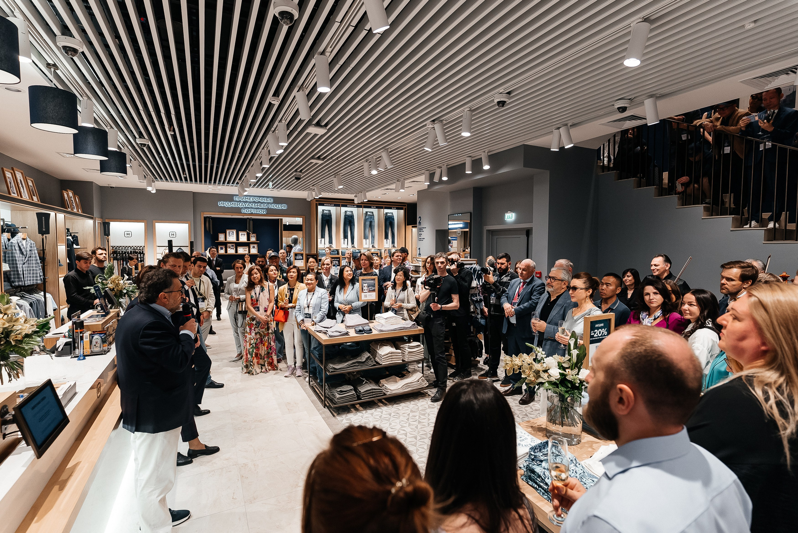 Henderson. Павел Краснов — Свадебный и репортажный фотограф в Москве