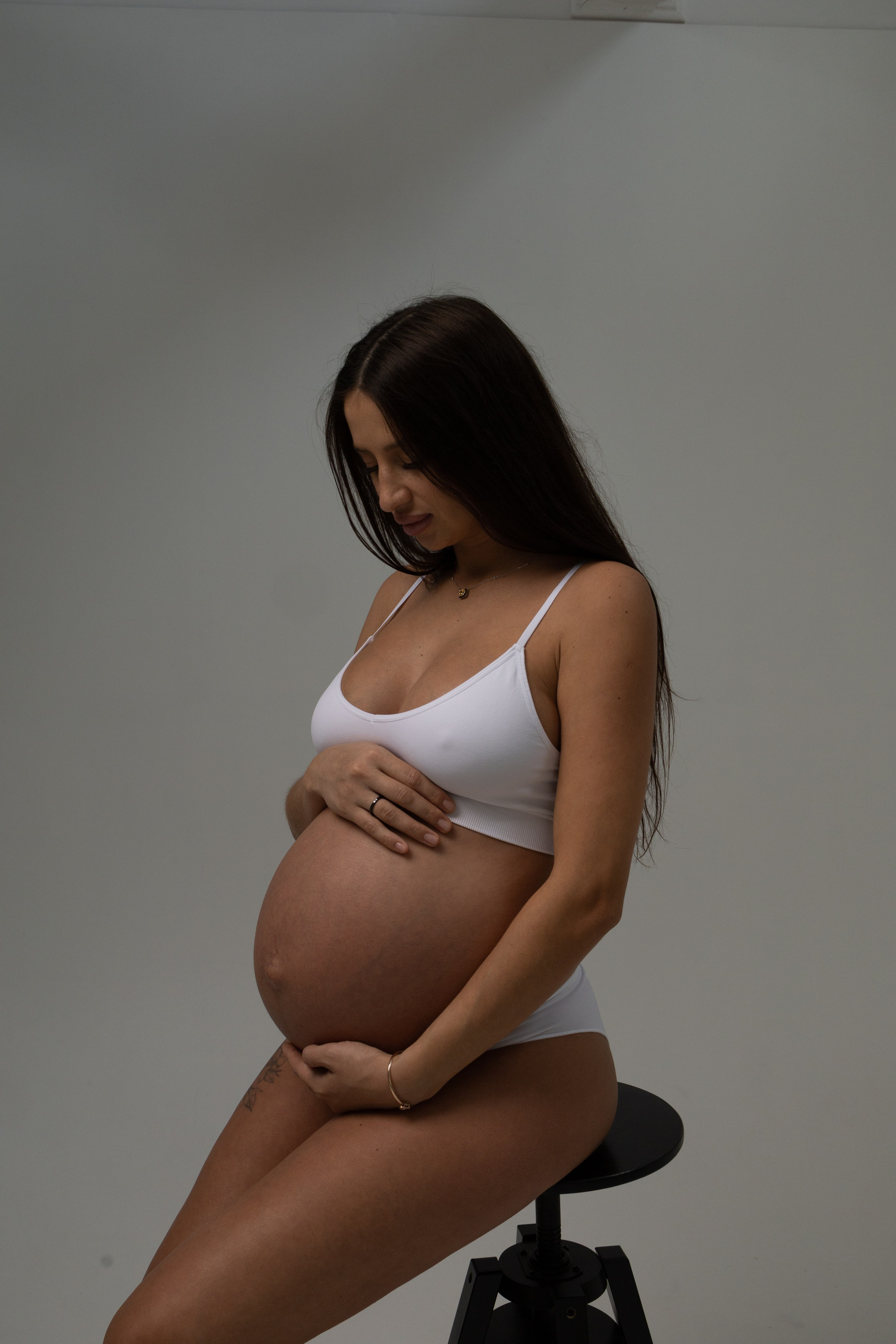 Алёна, 34 недели. Фотограф Надежда Кадылкина. Перинатальный фотограф. Студия для новорожденных, беременных и детей в Нижнем Новгороде