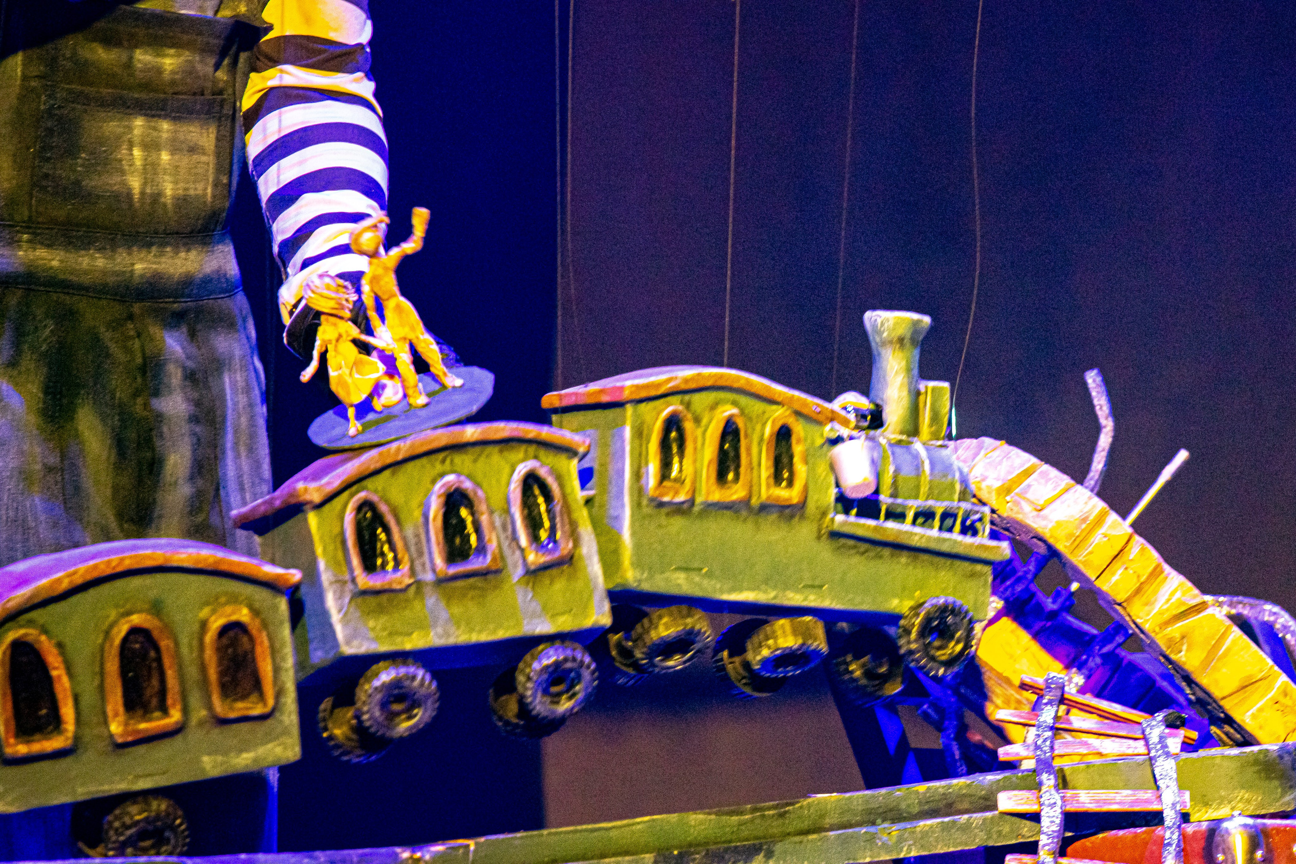 Театрп гномов или настоящие друзья. Фотограф в Сочи Юрий Шептаев