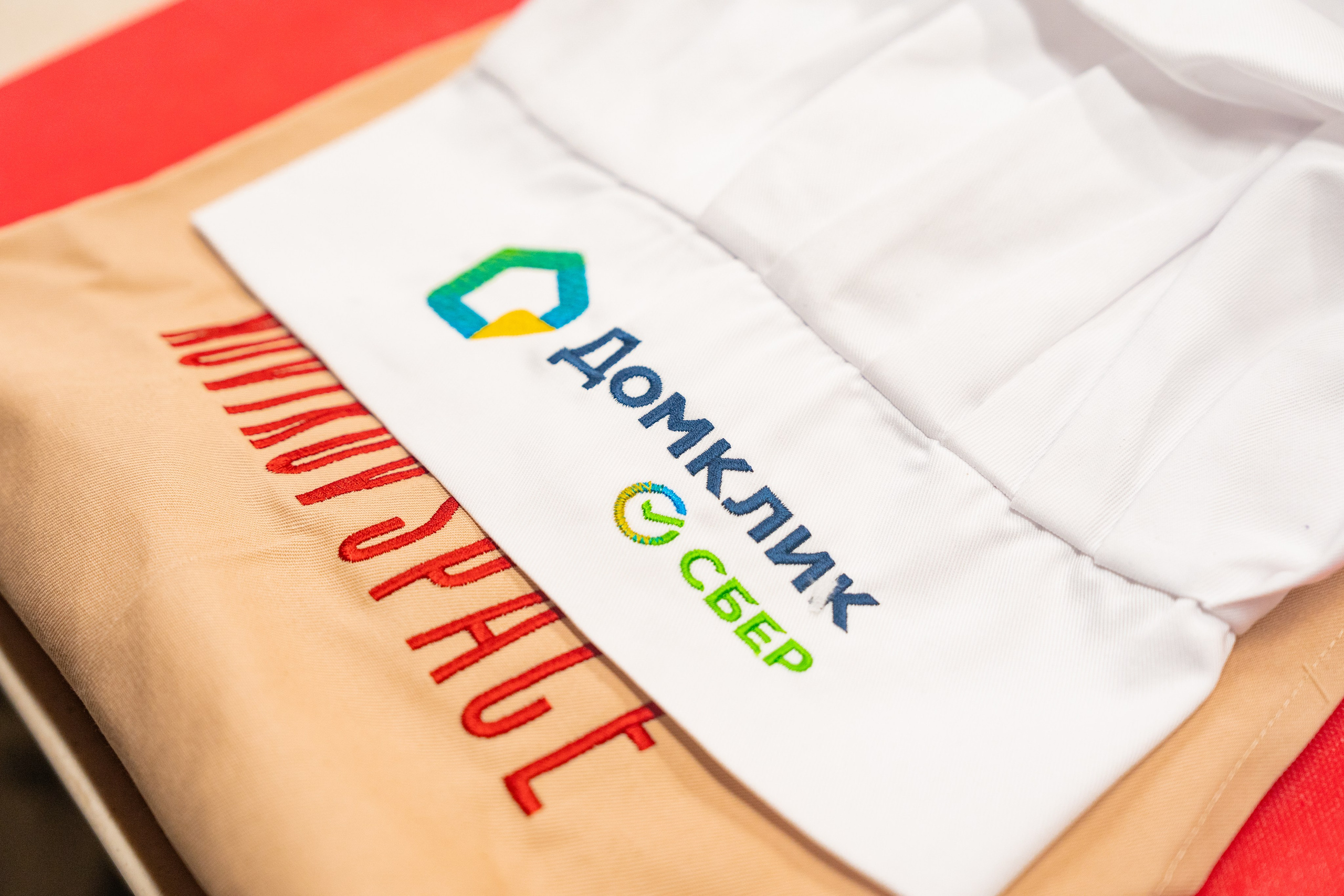 NOVIKOV SCHOOL — Умами зал. Фотограф Никита Комаров