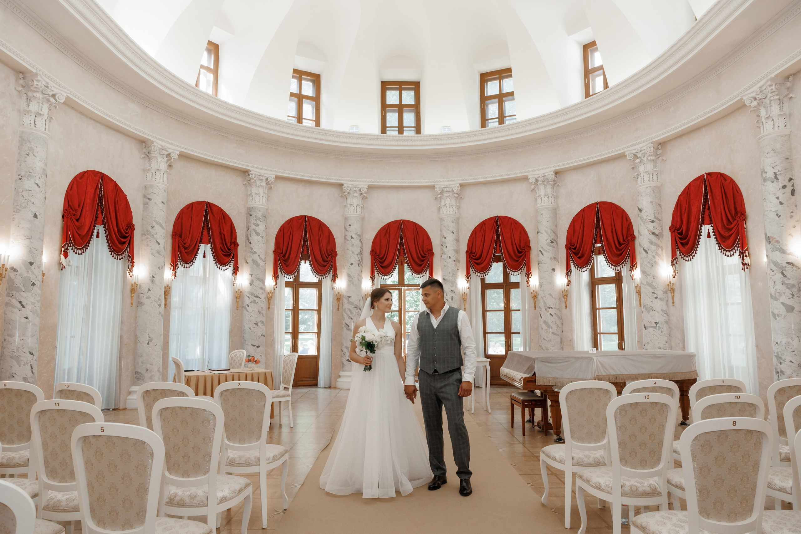 ЗАГС Бутово и Остафьево. Свадебный и репортажный фотограф (Москва, Королев и другие)