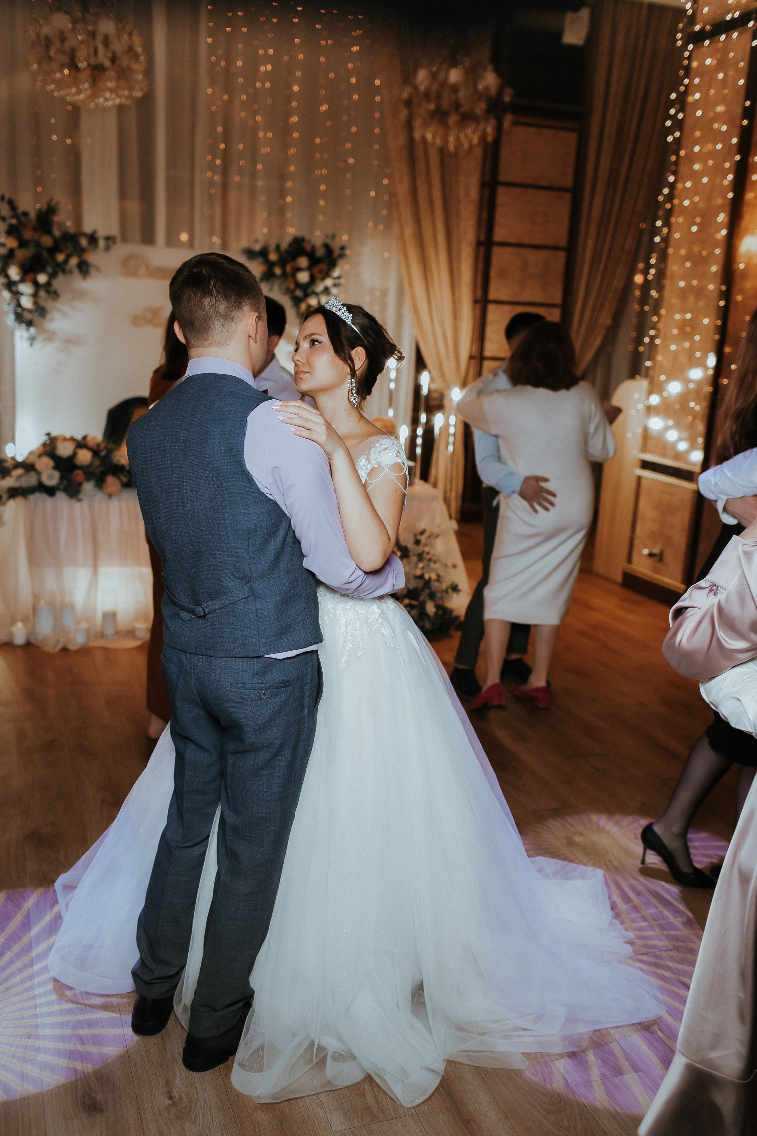 Съемка выездной регистрации в отеле. Свадебный и репортажный фотограф в Ярославле и Санкт-Петербурге Роман Микрюков