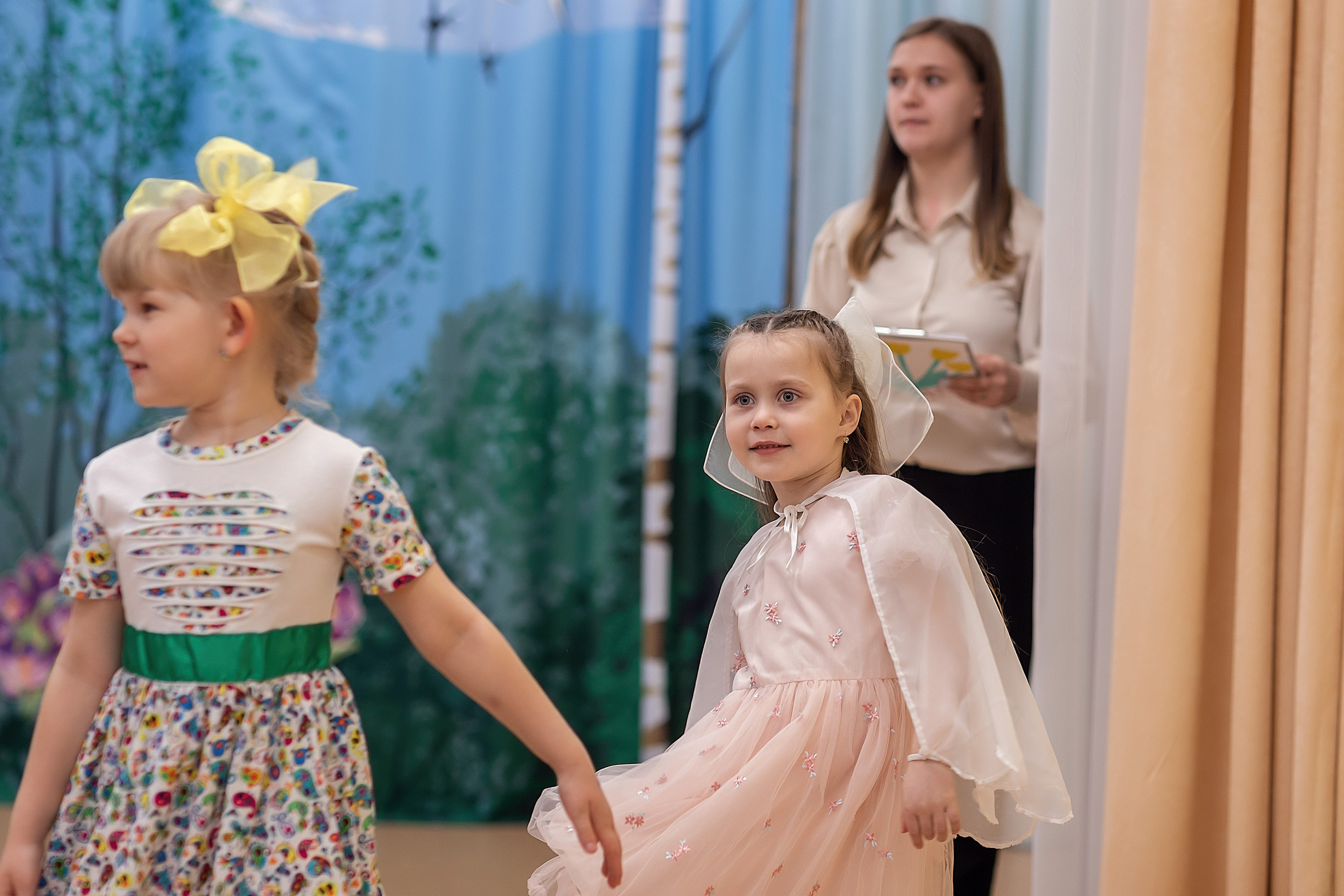 Весенний утренник_старшая группа_2025. Семейный фотограф в Санкт-Петербурге