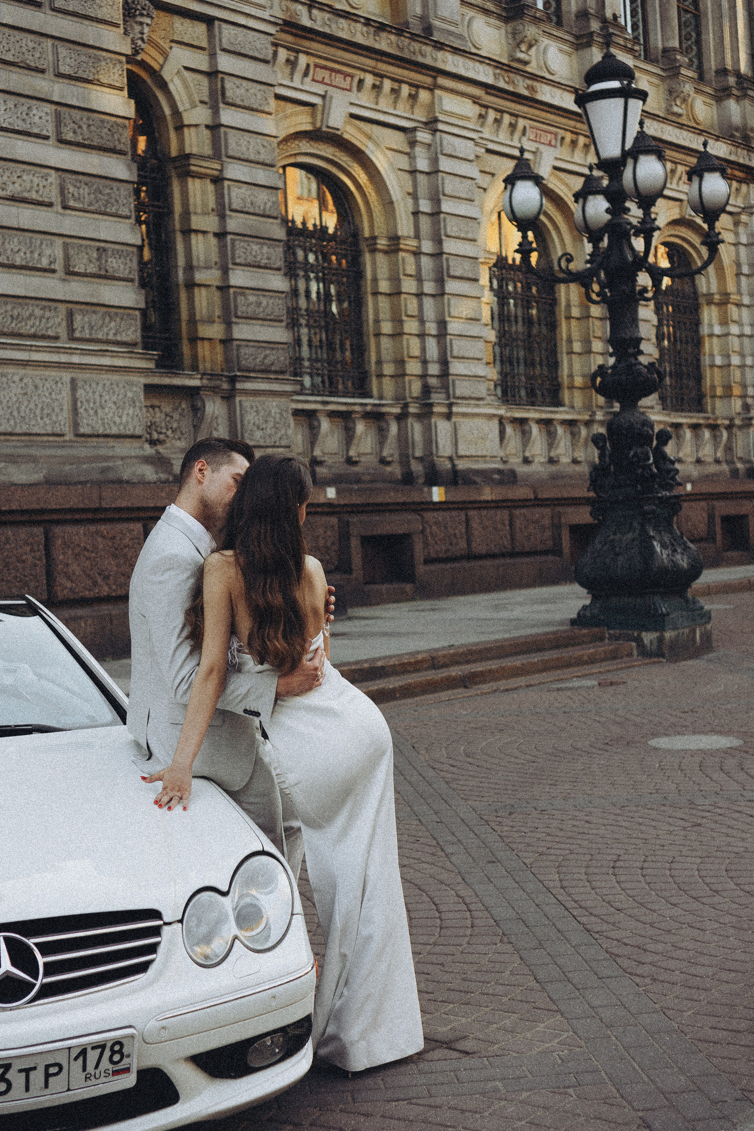 Свадебная сьемка у академии Штиглица. Профессиональный фотограф, Санкт-Петербург — Виктория Богомолова