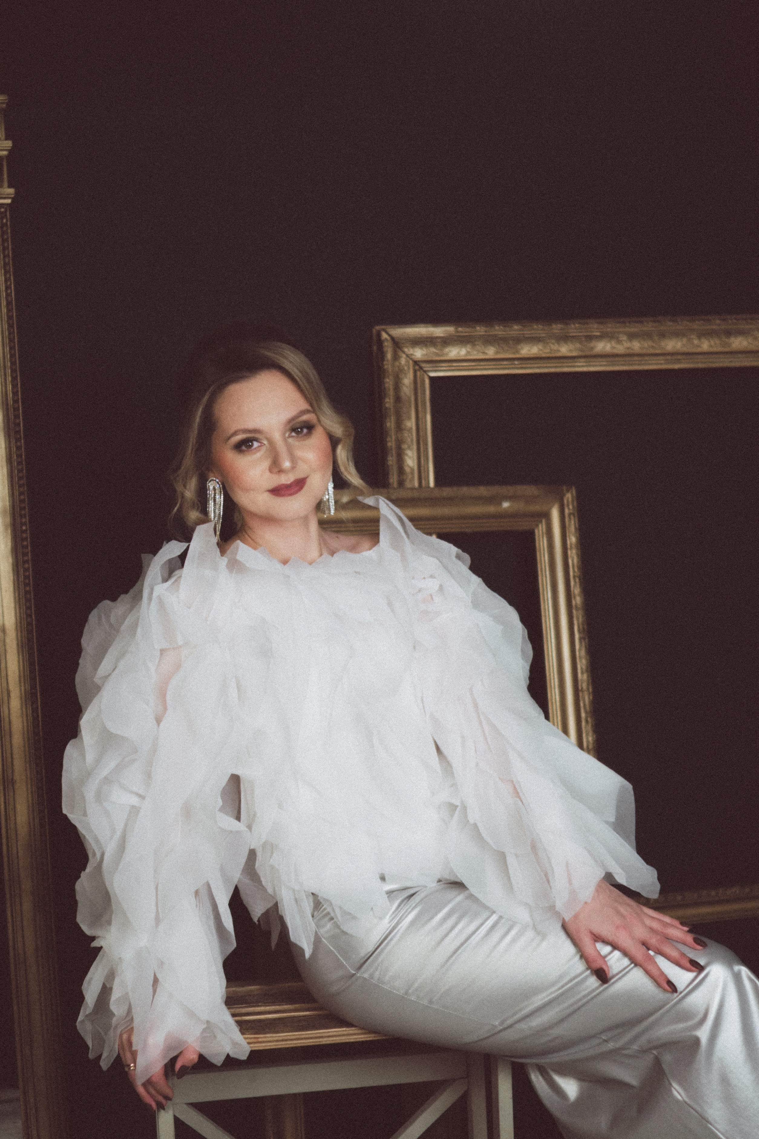 НОВОГОДНЯЯ ФОТОСЕСИИЯ В СТУДИИ ДЛЯ ДЕВУШКИ И ПРОГУЛКА ПО ЧЕРНЫШЕВСКОЙ. Профессиональный фотограф, Санкт-Петербург — Виктория Богомолова