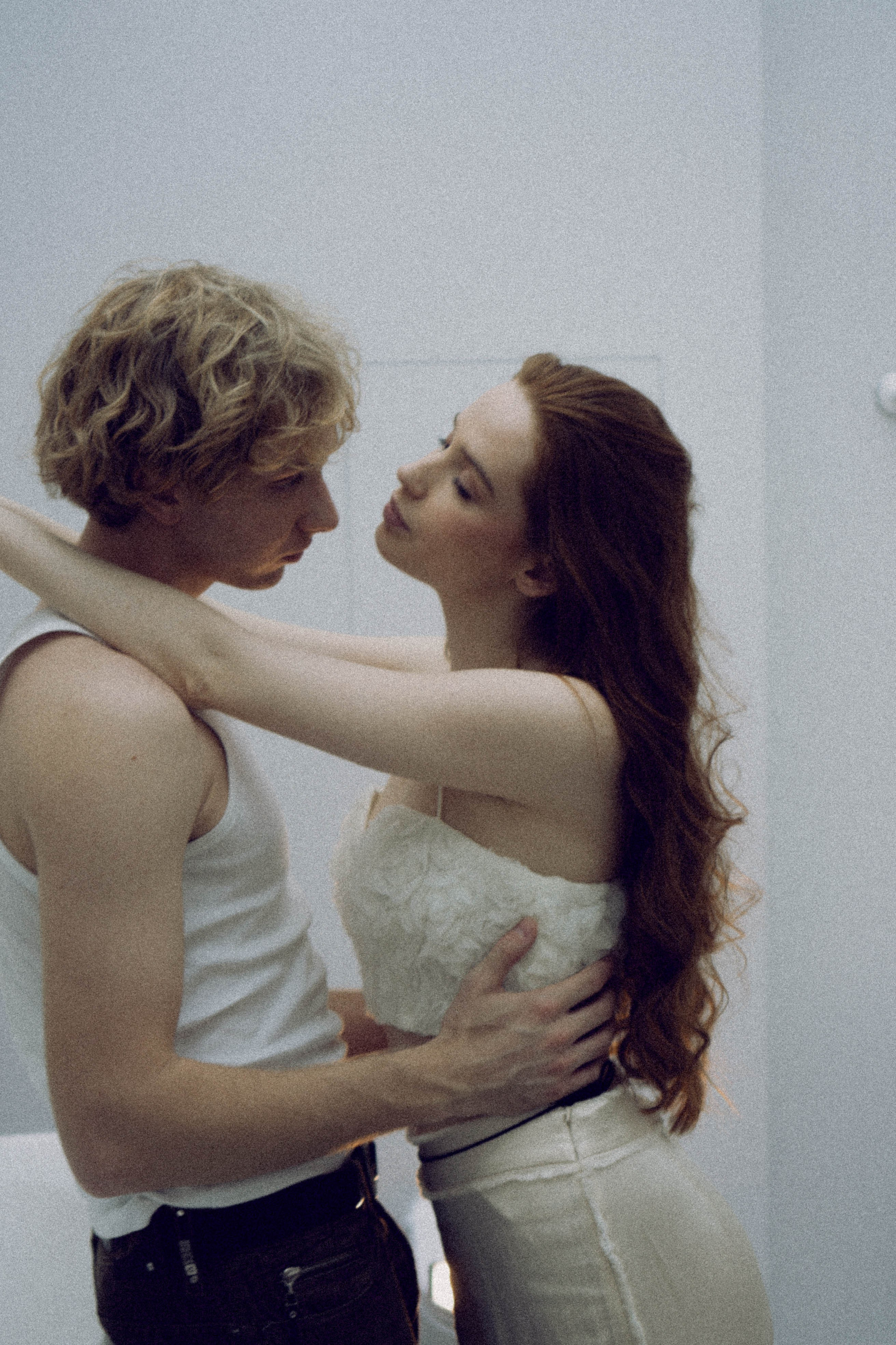 СВАДЕБНАЯ СЬЕМКА В ОТЕЛЕ. СБОРЫ ЖЕНИХА И НЕВЕСТЫ И ТАКЖЕ ТОР И ПОДГОТОВКА К ПРОГУЛКЕ. Профессиональный фотограф, Санкт-Петербург — Виктория Богомолова