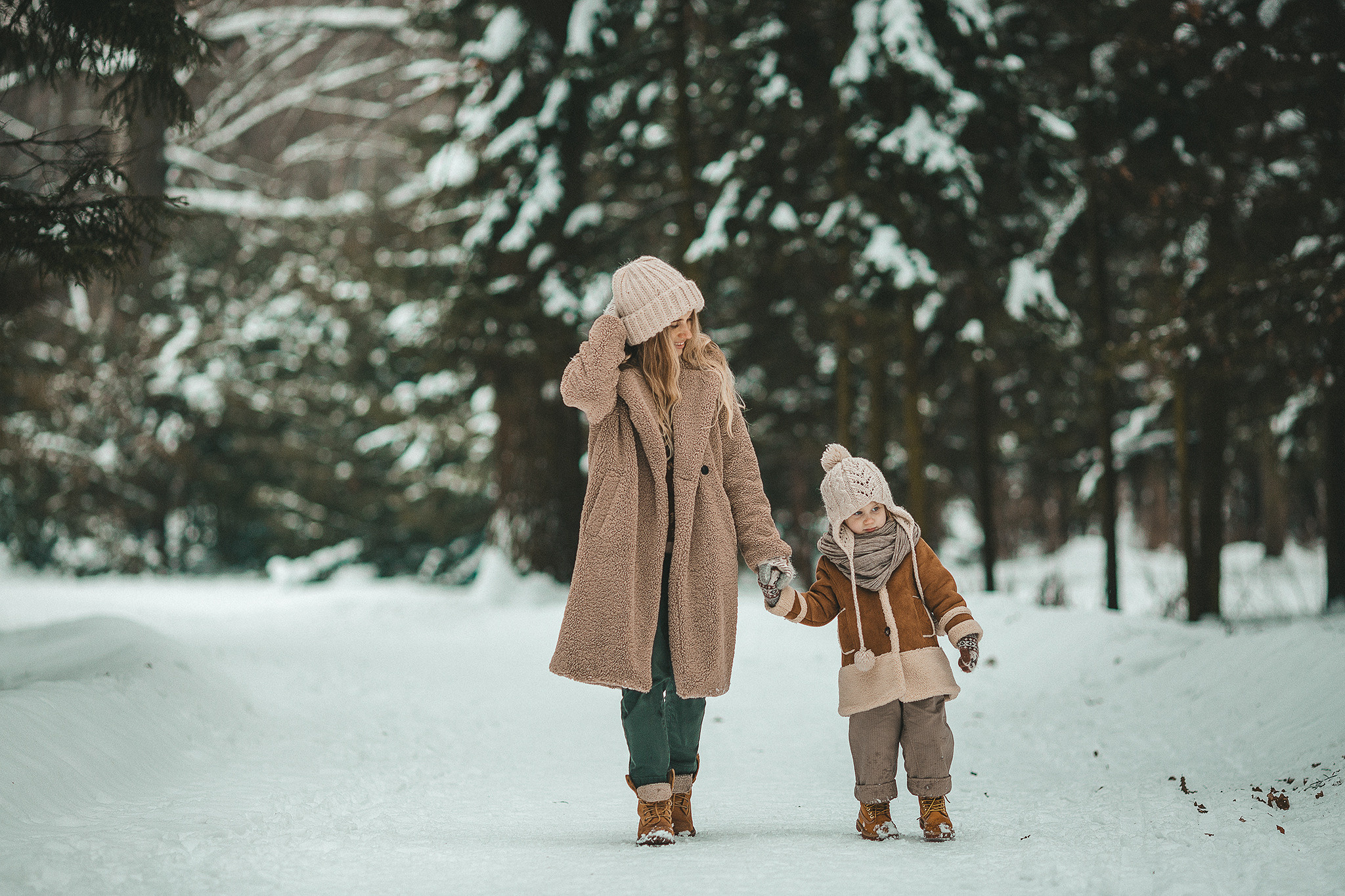 Таня и Тоня в Ботаническом саду. Семейный фотограф в Москве Марина Петра