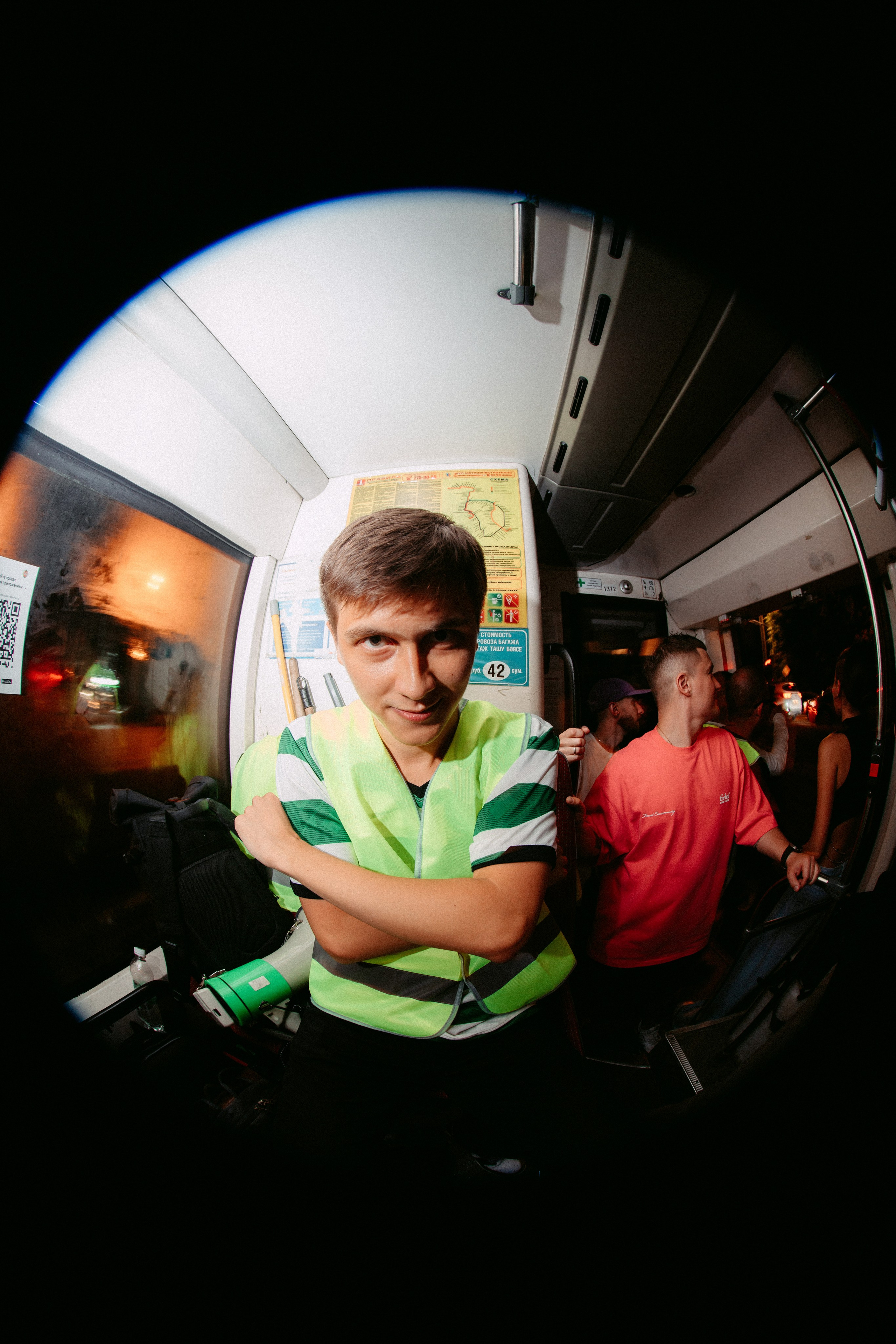 Вечеринка в трамвае / 2024. Саша Копылов, фотограф в Казани