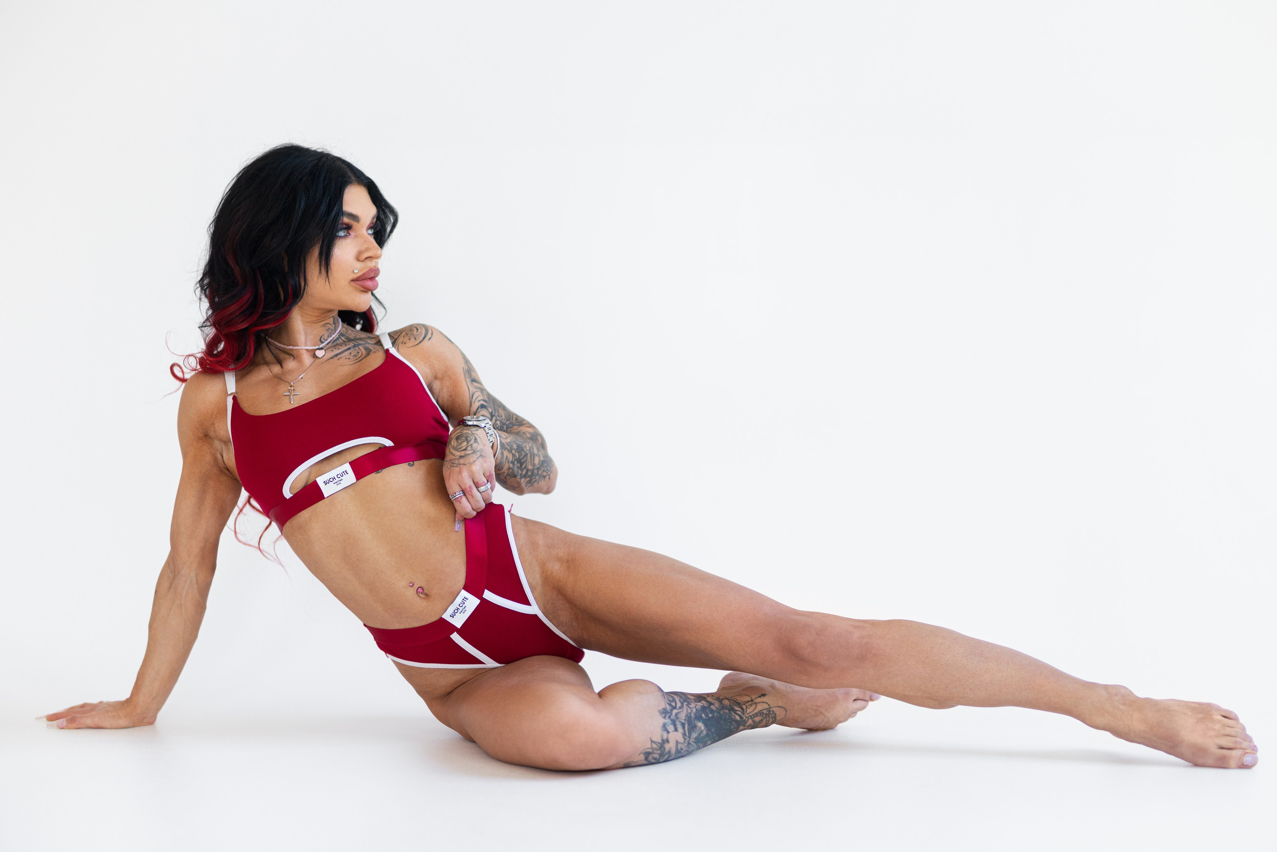 Съемка с Валерией на циклораме с естественным светом для себя. Дмитрий Шульгин, портретный фотограф в Воронеже