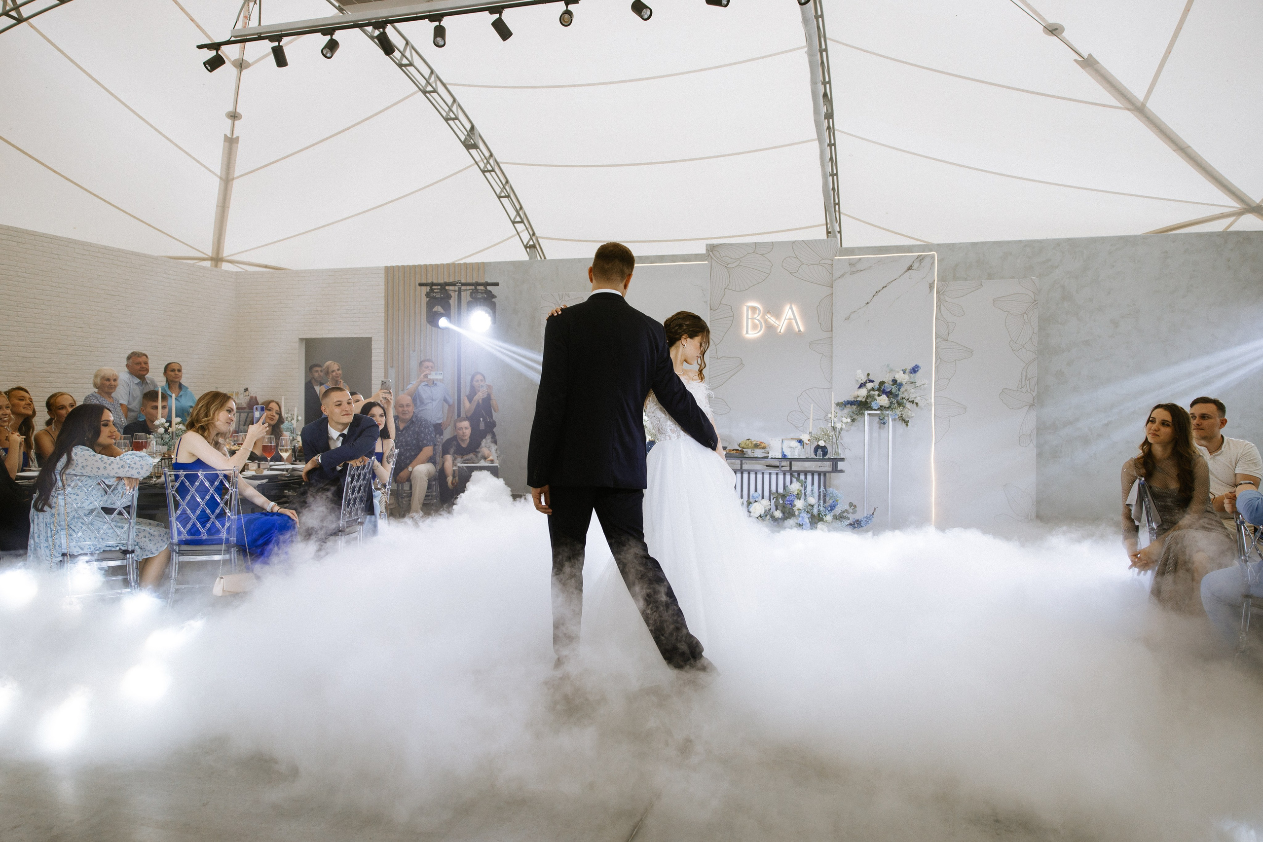 Влад и Арина. Hyatt- шатер Небо. Свадебный фотограф Балчугова Мария Екатеринбург