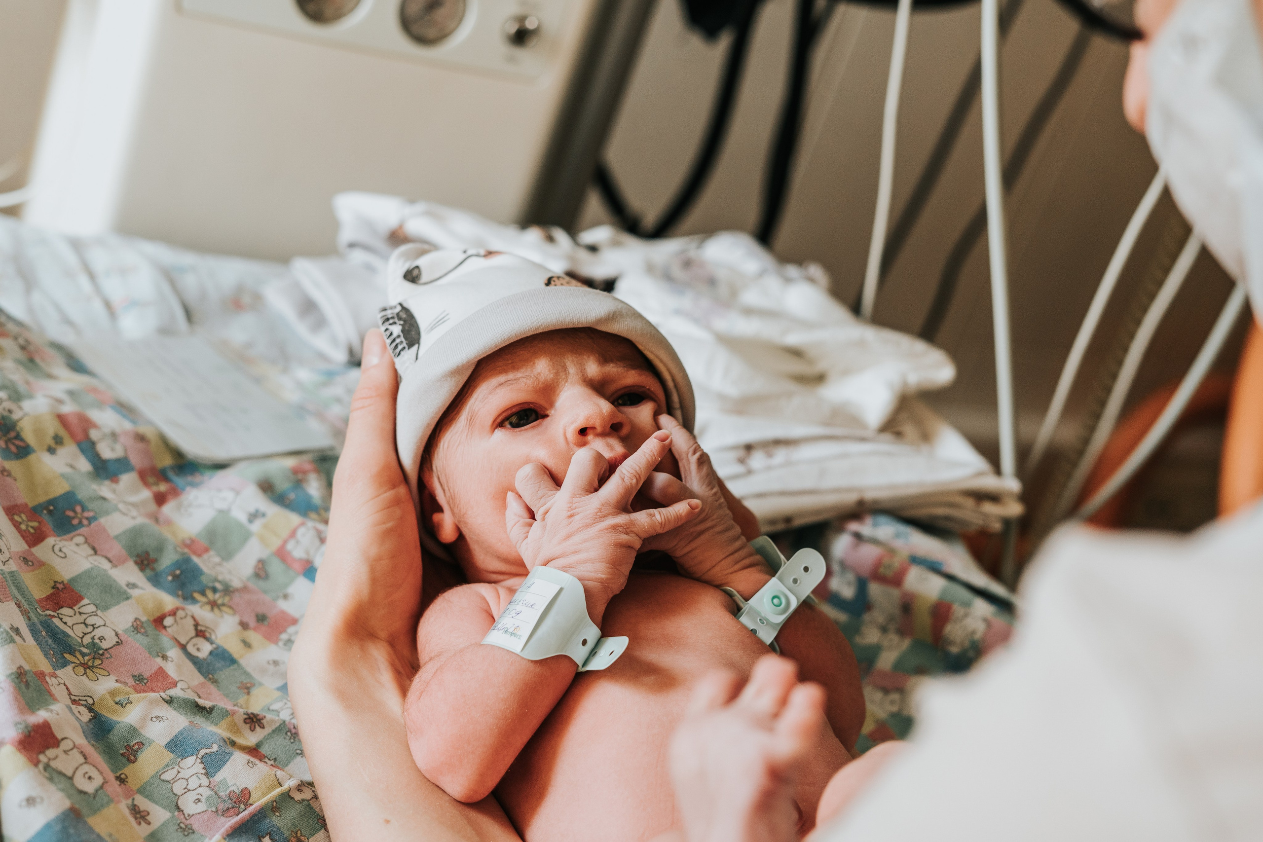 Лучшие кадры естественного мягкого рождения. Фотограф на роды Москва. Фотограф новорожденных Москва