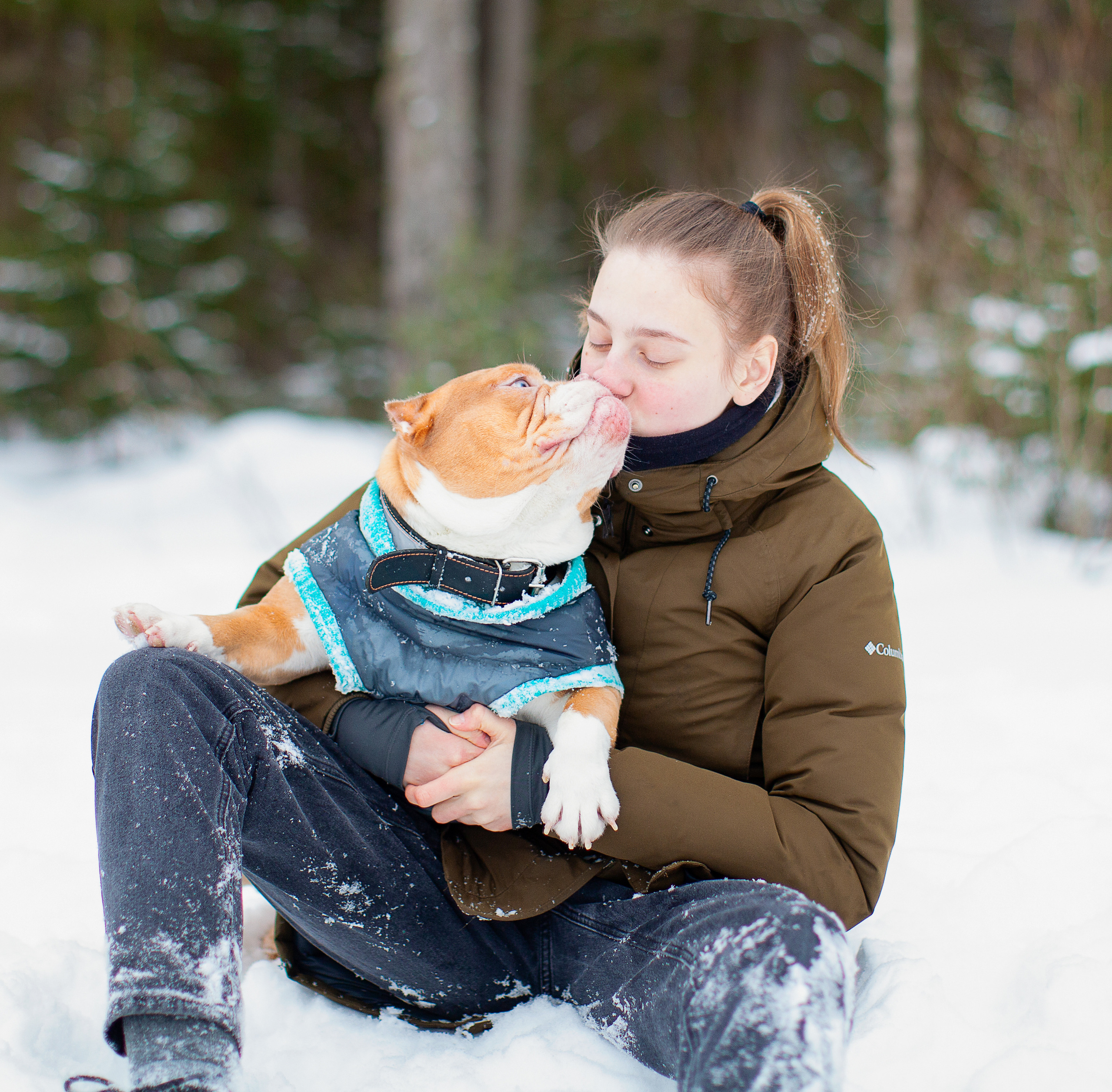 Зимой тепло в кругу семьи. Портретная и семейная съемка. Фотограф анималист