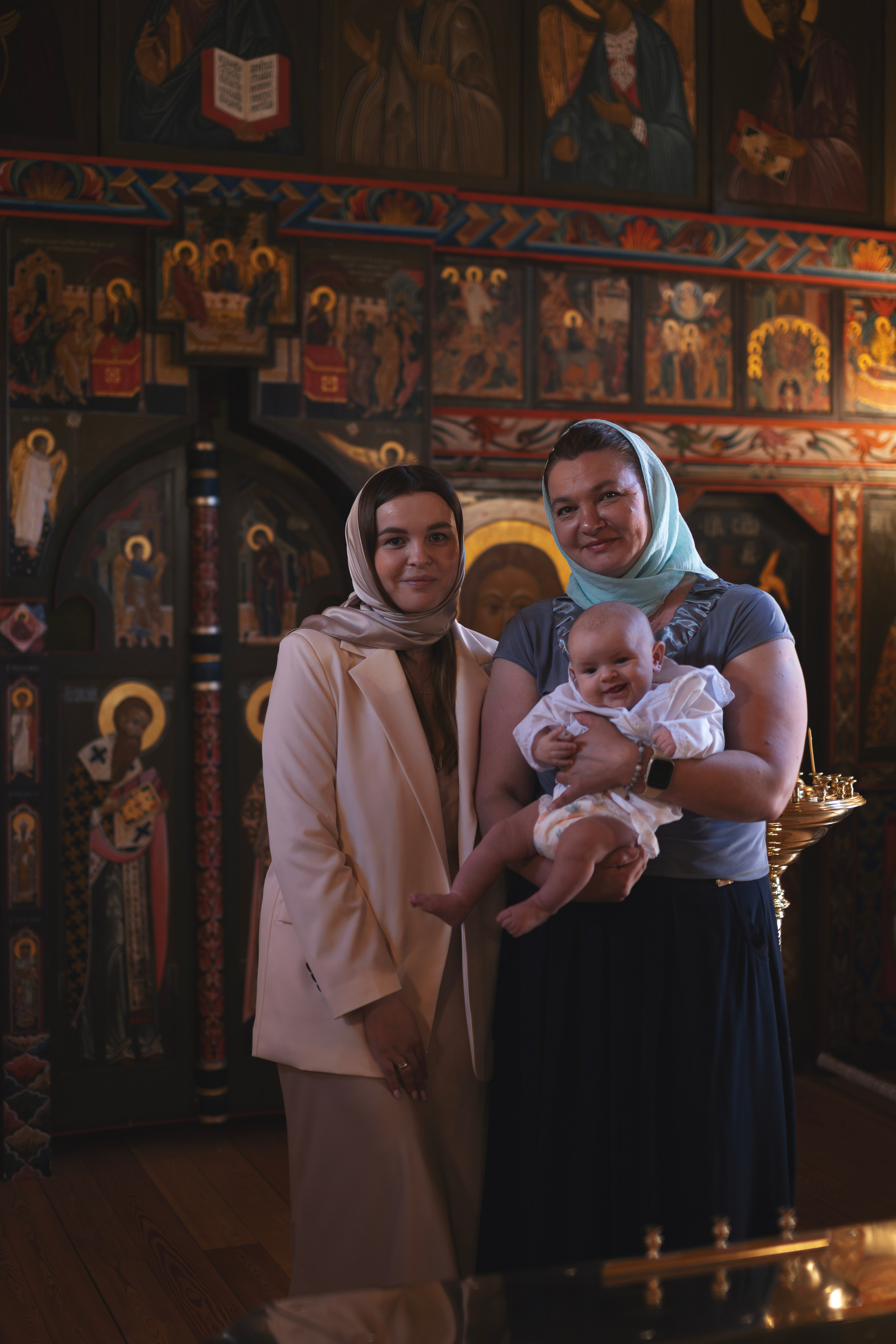 Крещение в Церкви Успения Пресвятой Богородицы. Семейный фотограф в Москве 📸