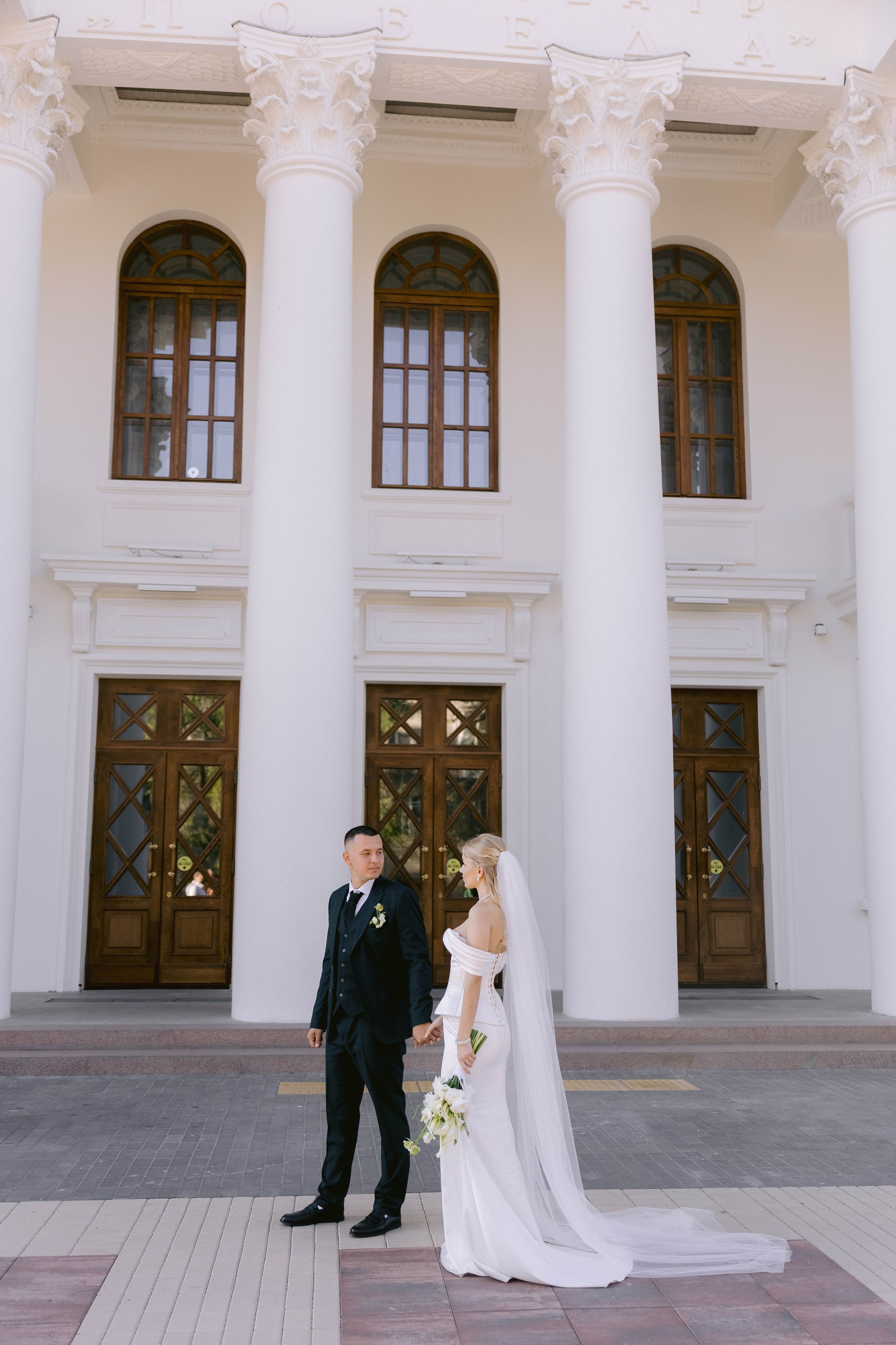 Ангелина, Ефим (прогулка после ЗАГСа). Фотограф в Волгограде Кристина Прохоренко