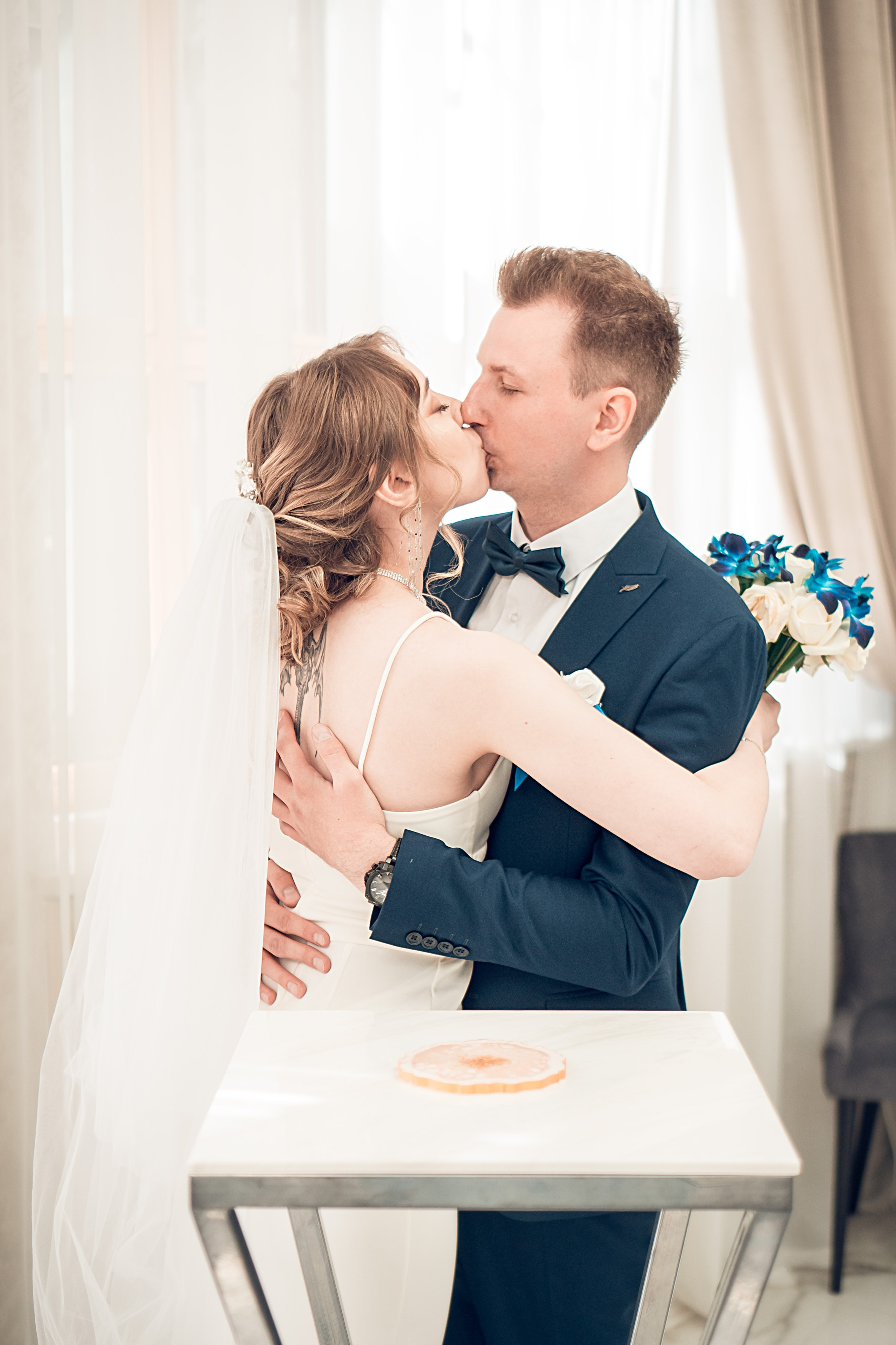 Love Story перед свадьбой с фотографом в Москве — Предсвадебная съёмка