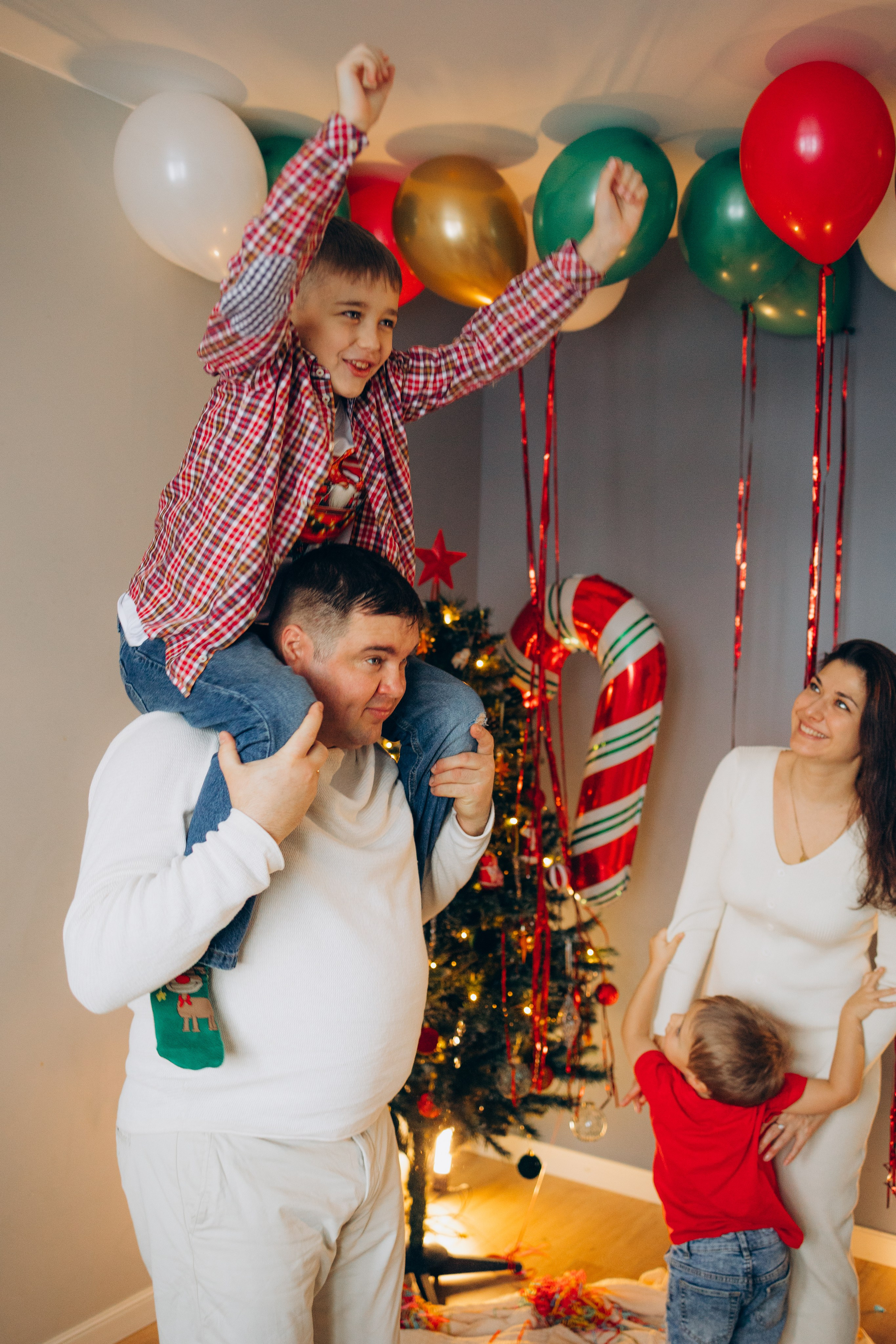 Семья — это тепло объятий и свет улыбок!. Фотограф Москва Светлана Кирюшина